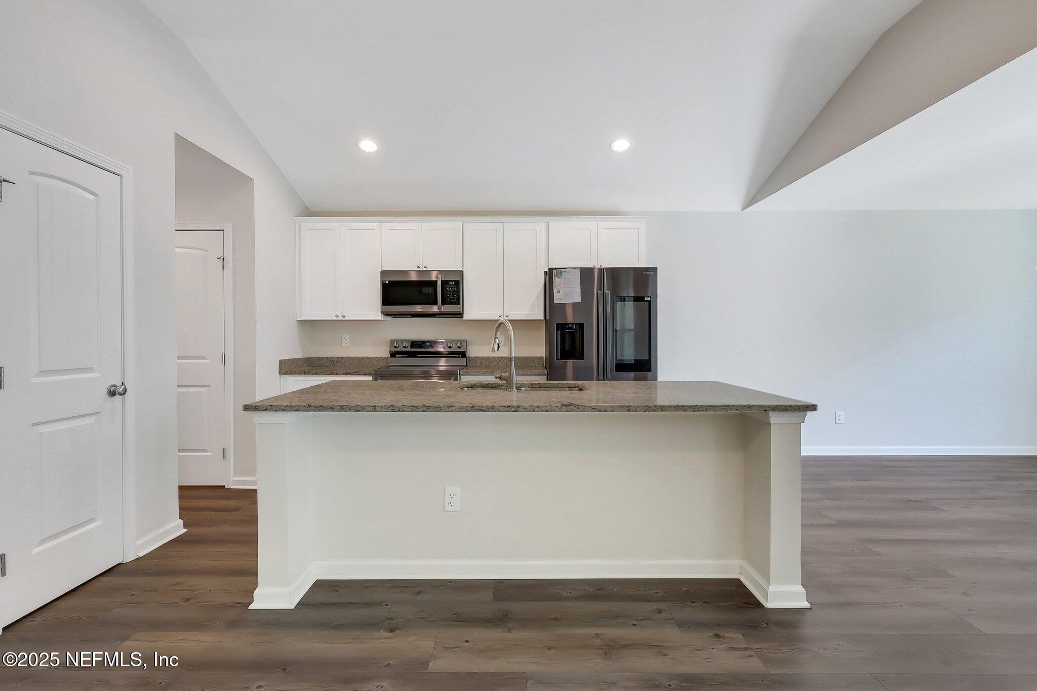 56 HAYDEN Drive, St. Marys