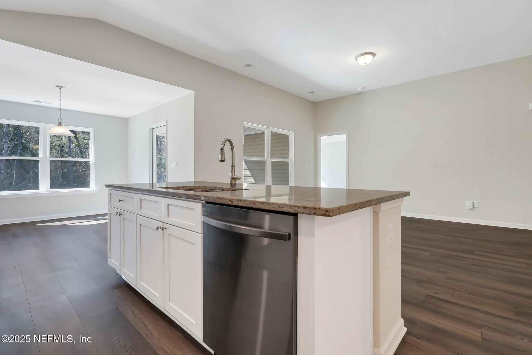 56 HAYDEN Drive, St. Marys