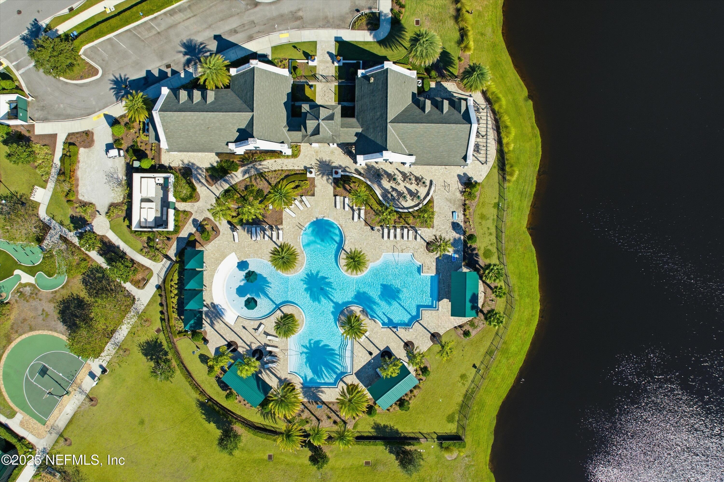 86 SAINT KITTS Loop, St. Augustine