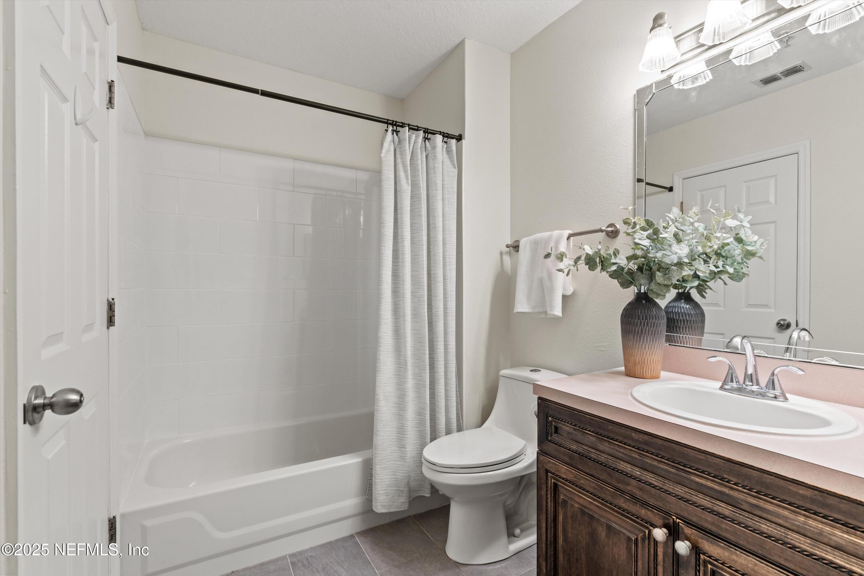 1655-A THE GREENS Way, 3021