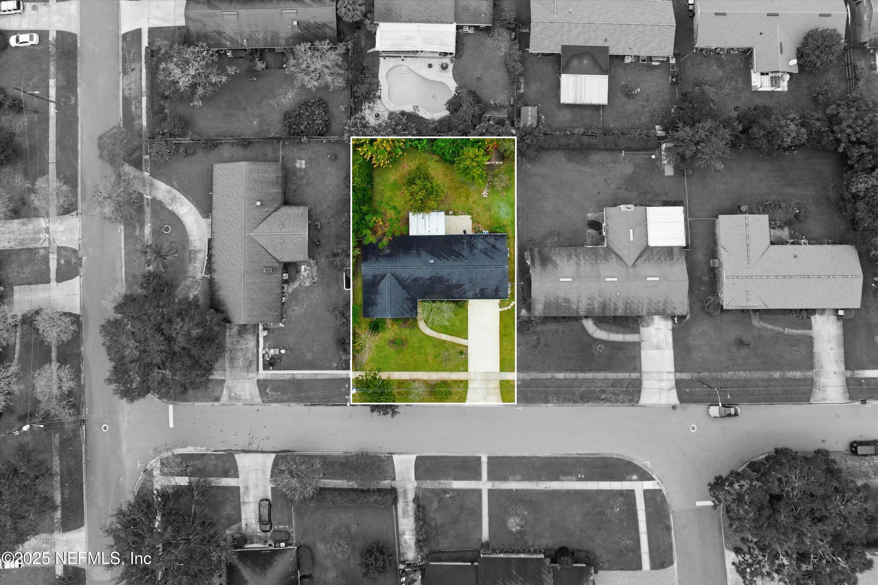 8648 LINCOLNSHIRE Road W