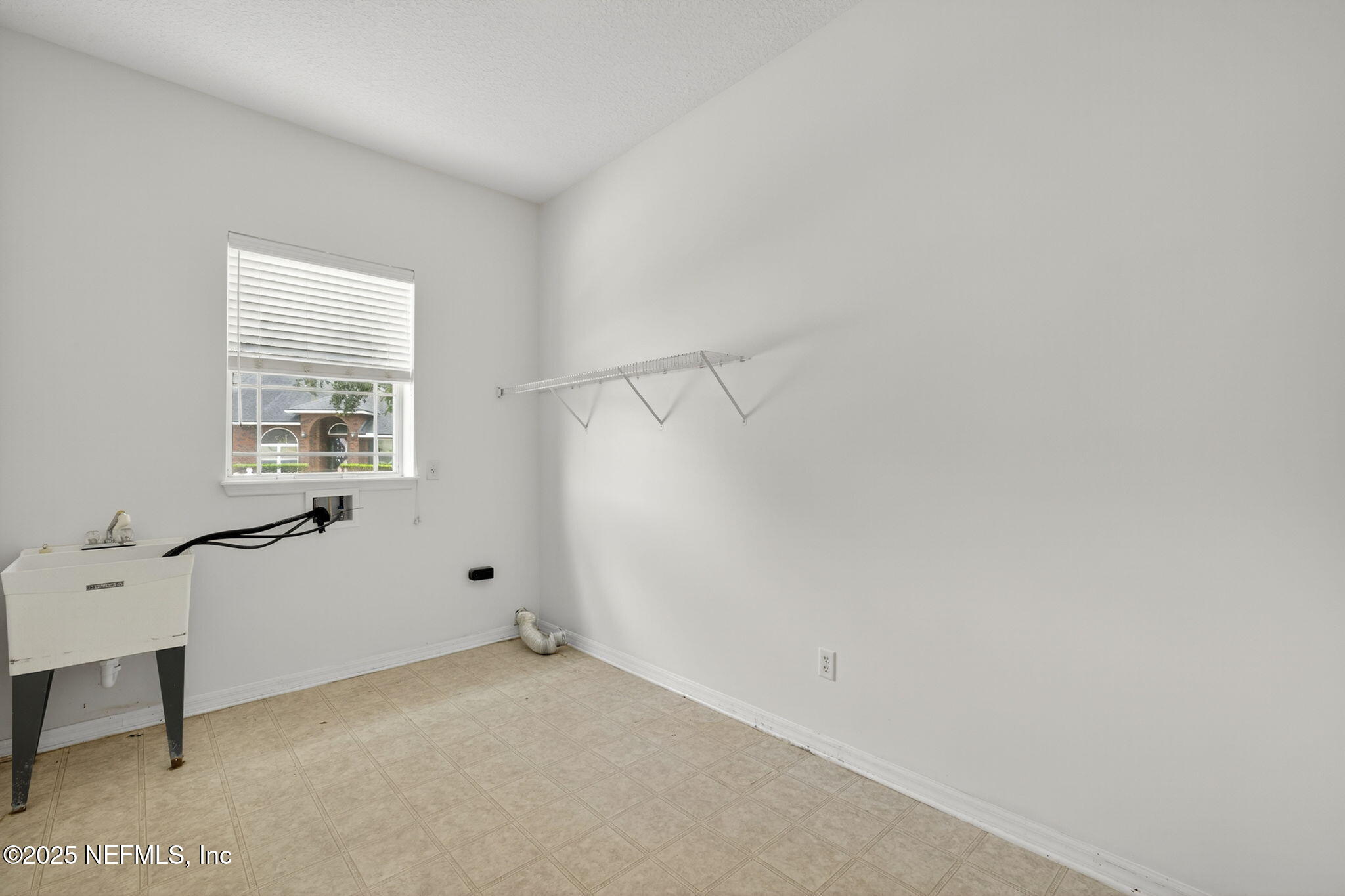 12401 BRIARMEAD Lane