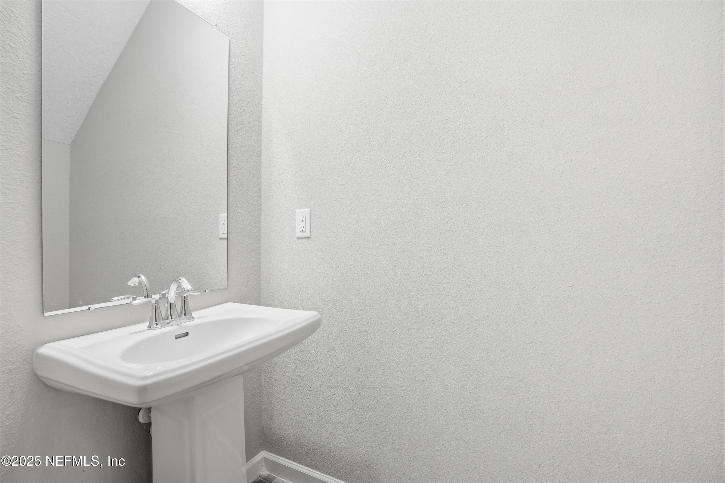 2595 SANDY DUNE Drive