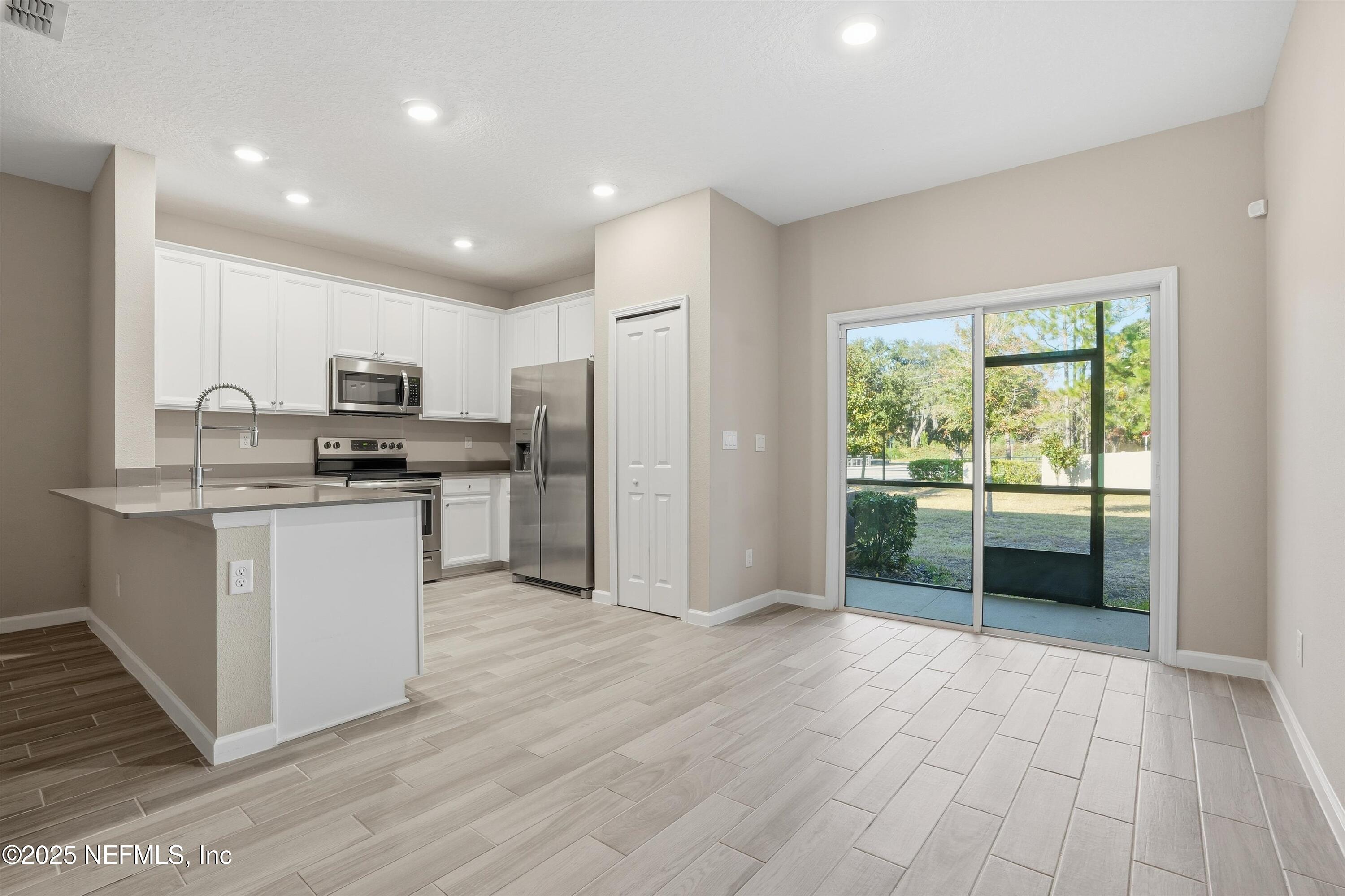 2595 SANDY DUNE Drive