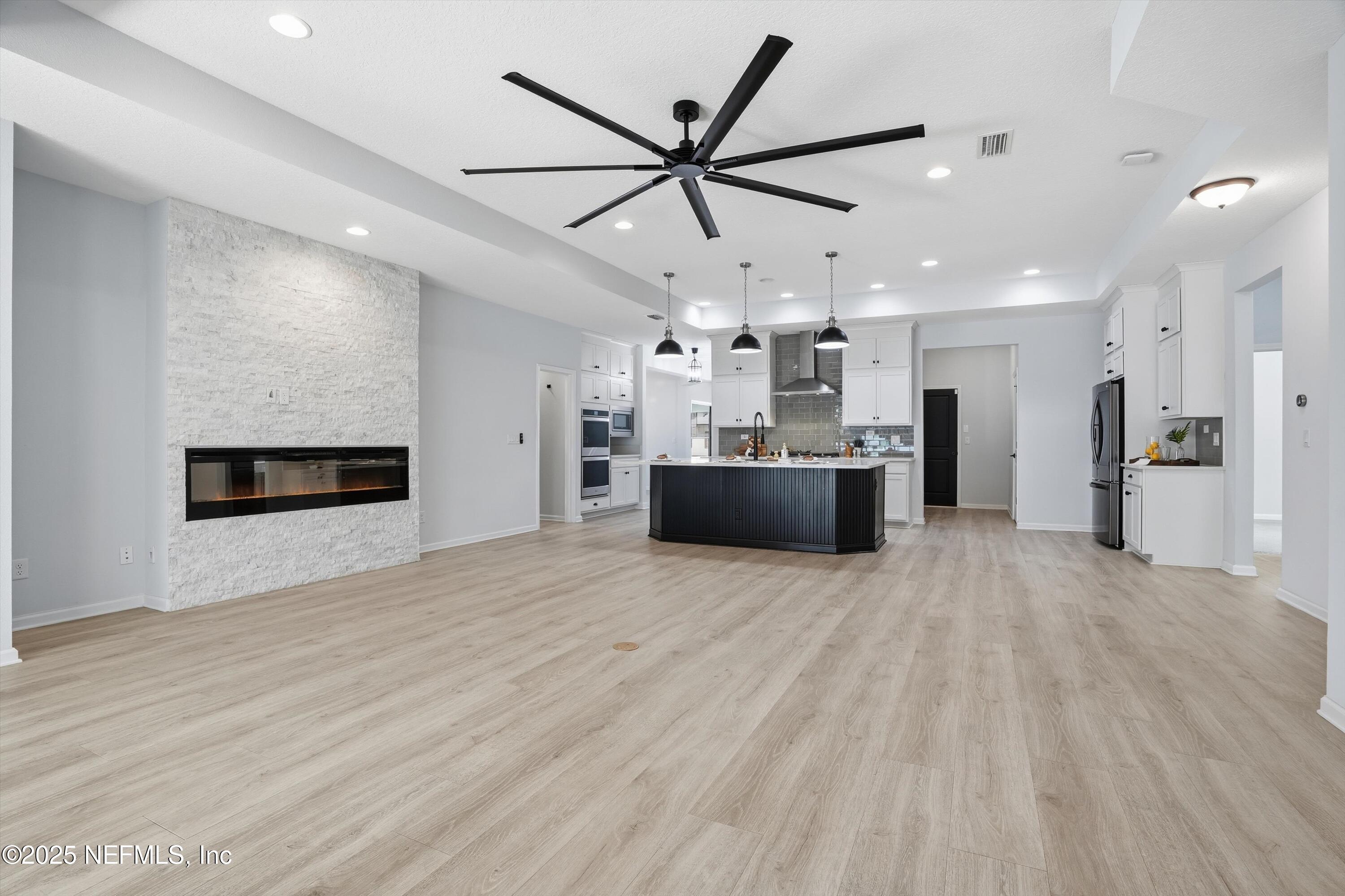 3889 ROYAL PINES Drive