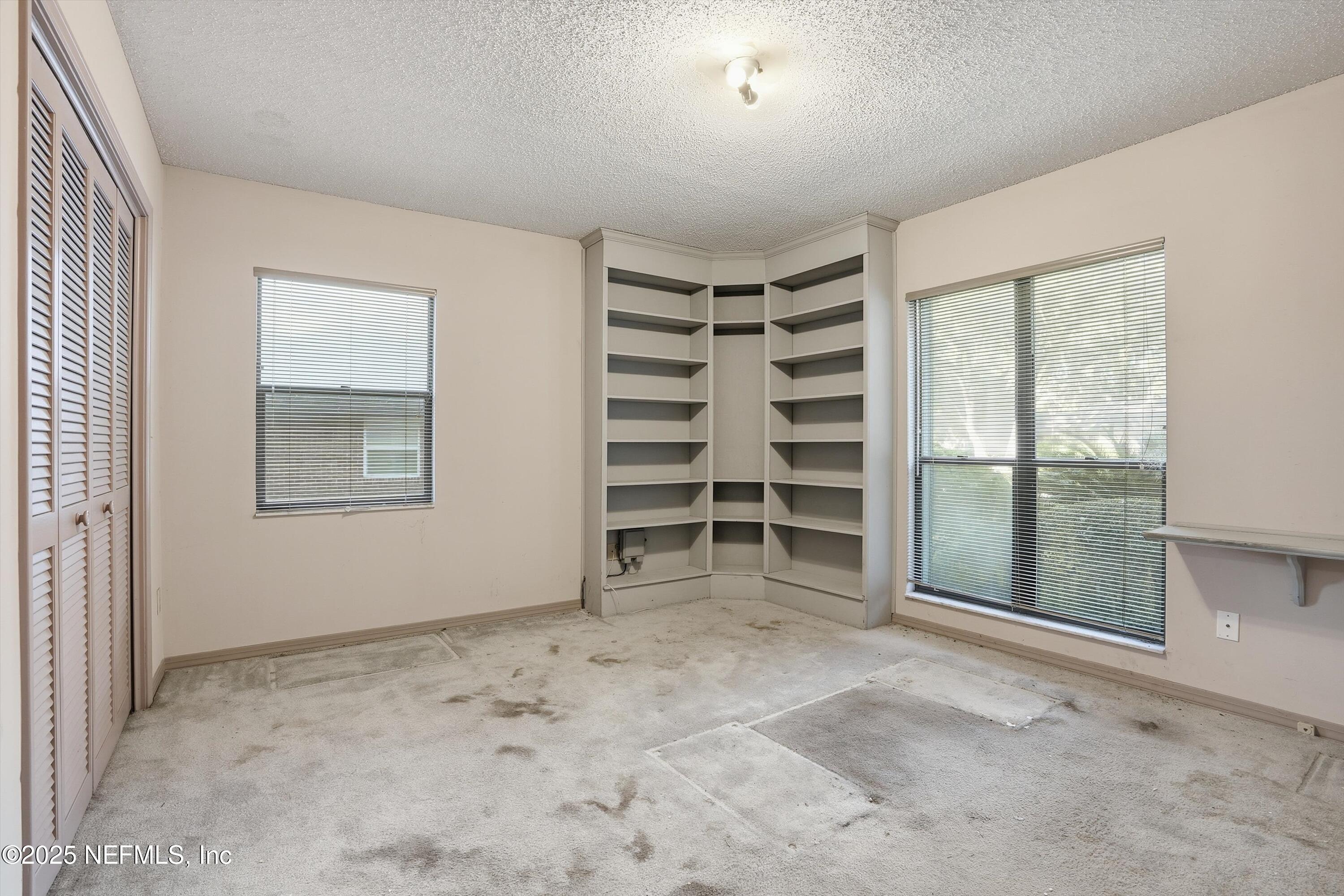 10340 NAKEMA Drive W