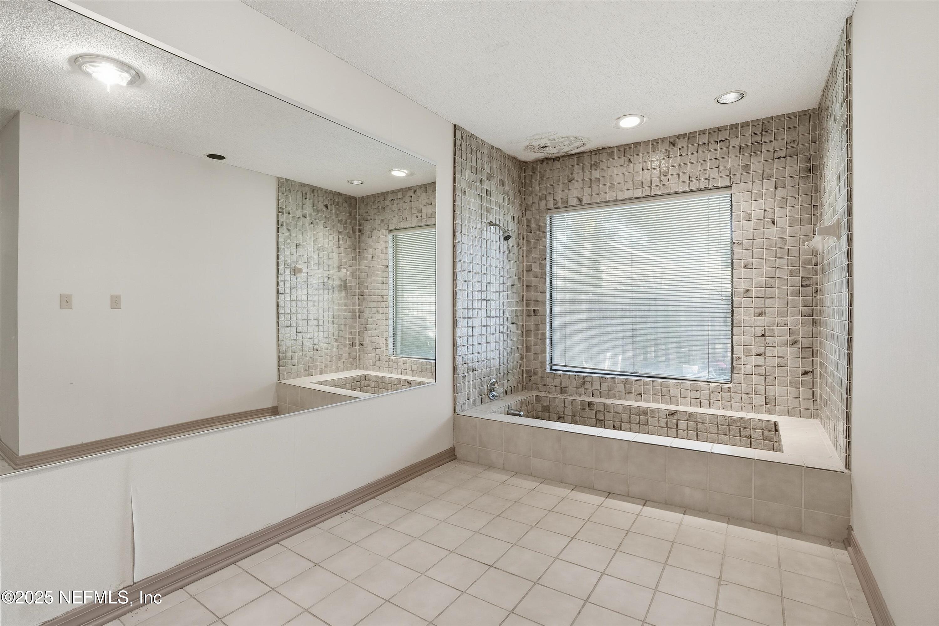 10340 NAKEMA Drive W