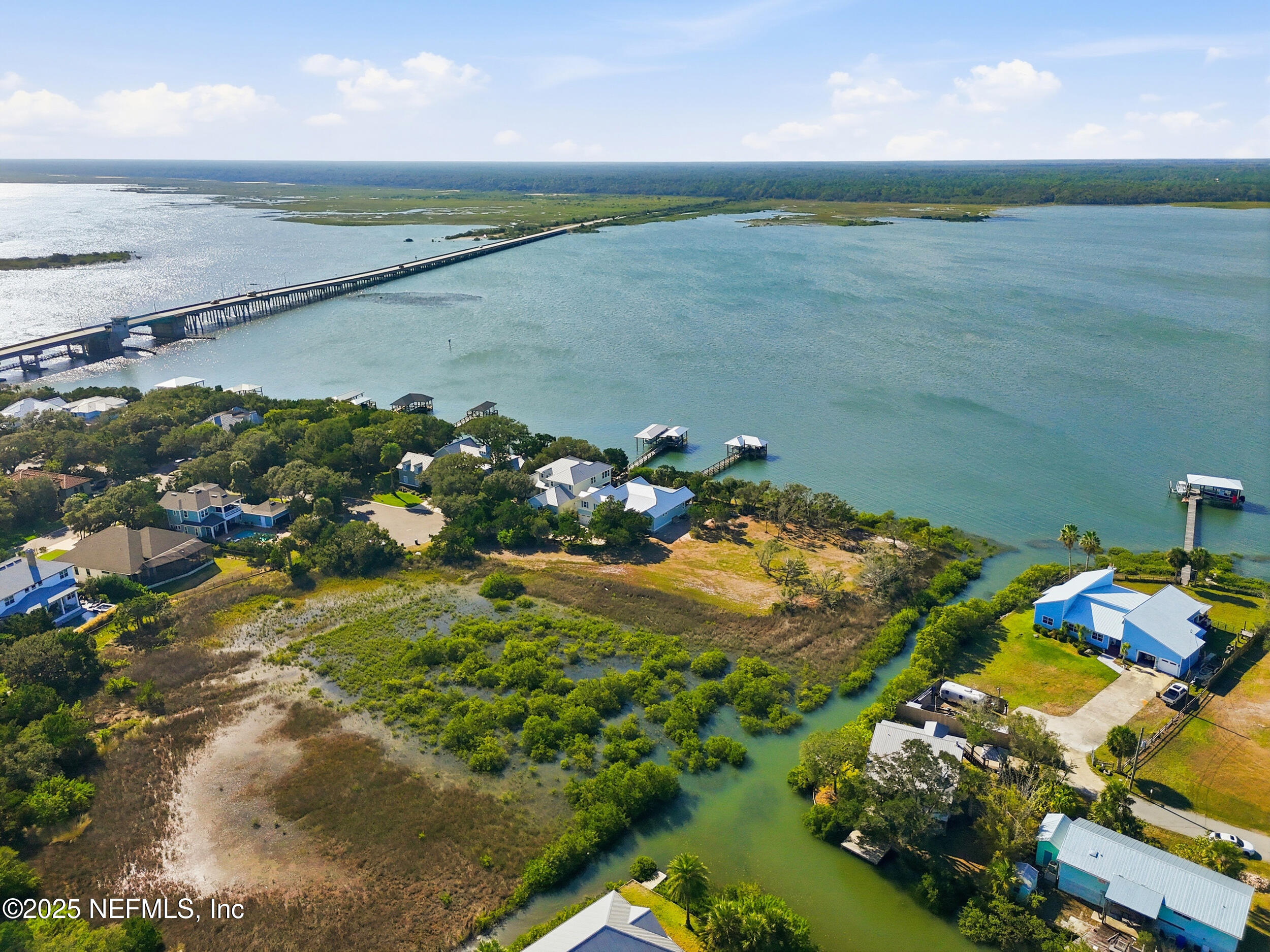 225 N LA CRESCENTA Drive, St. Augustine