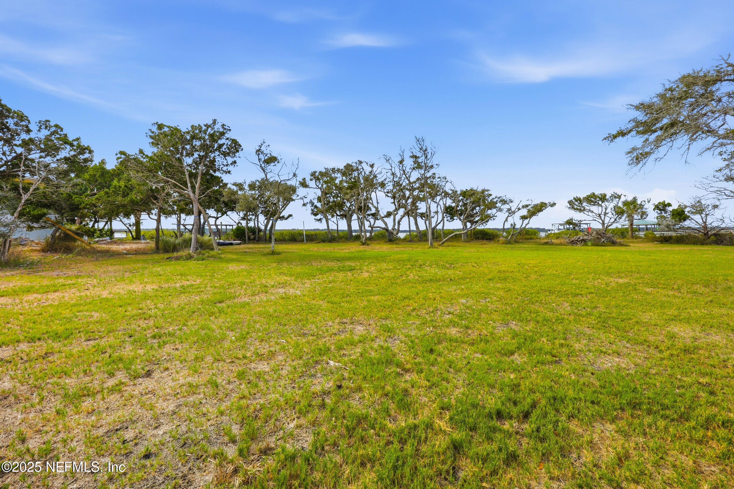 225 N LA CRESCENTA Drive, St. Augustine