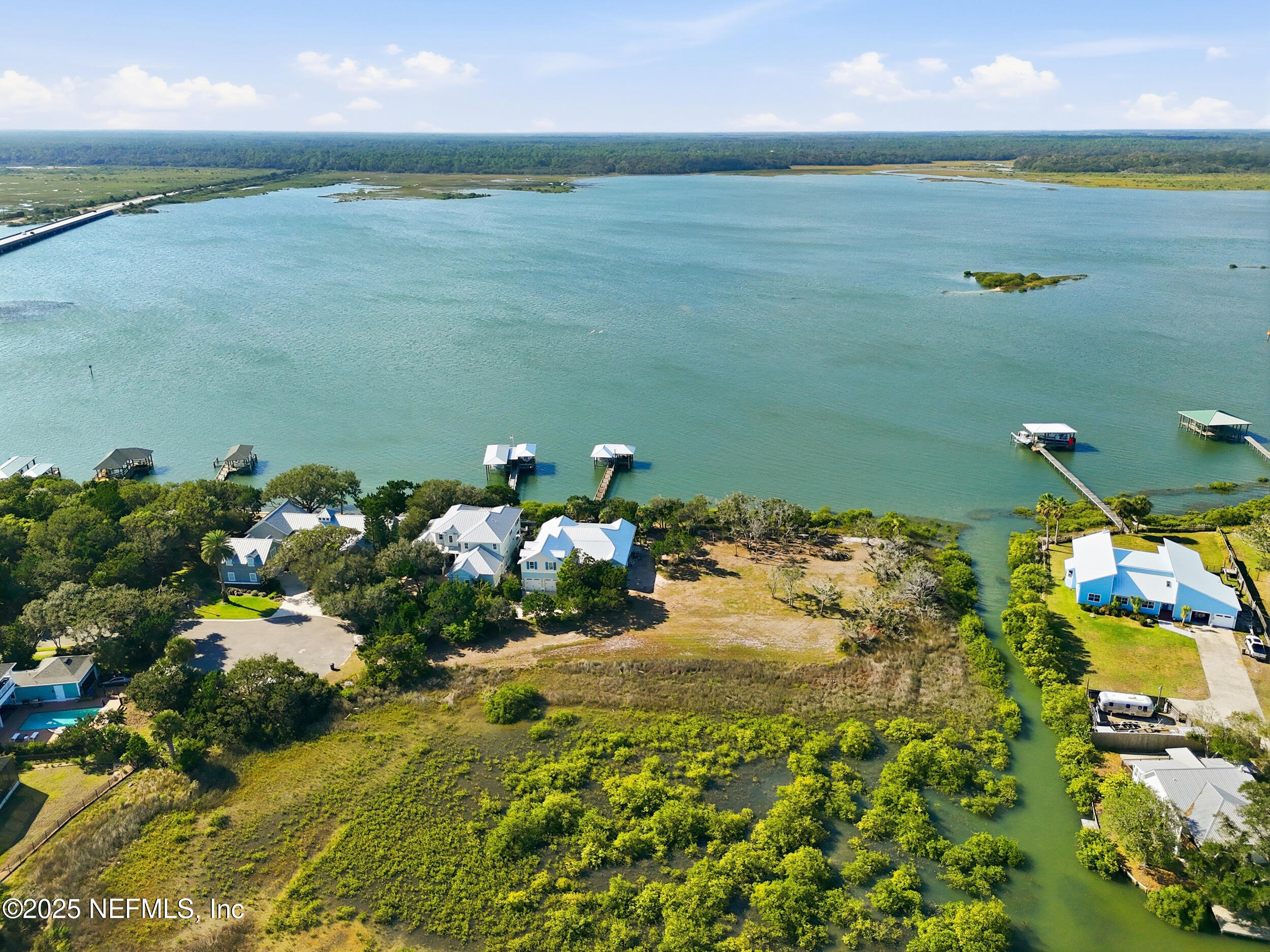 225 N LA CRESCENTA Drive, St. Augustine