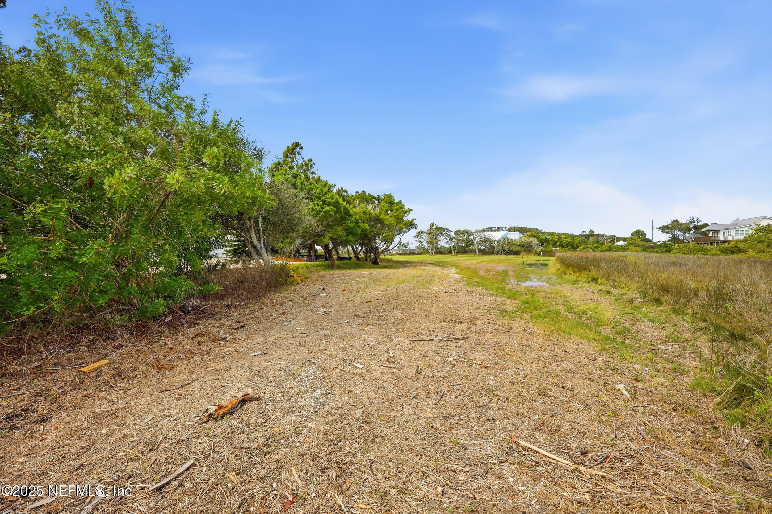 225 N LA CRESCENTA Drive, St. Augustine