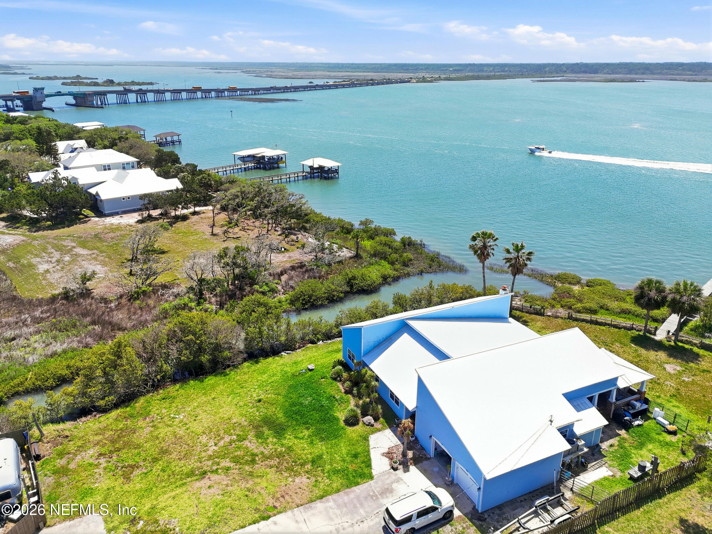 225 N LA CRESCENTA Drive, St. Augustine