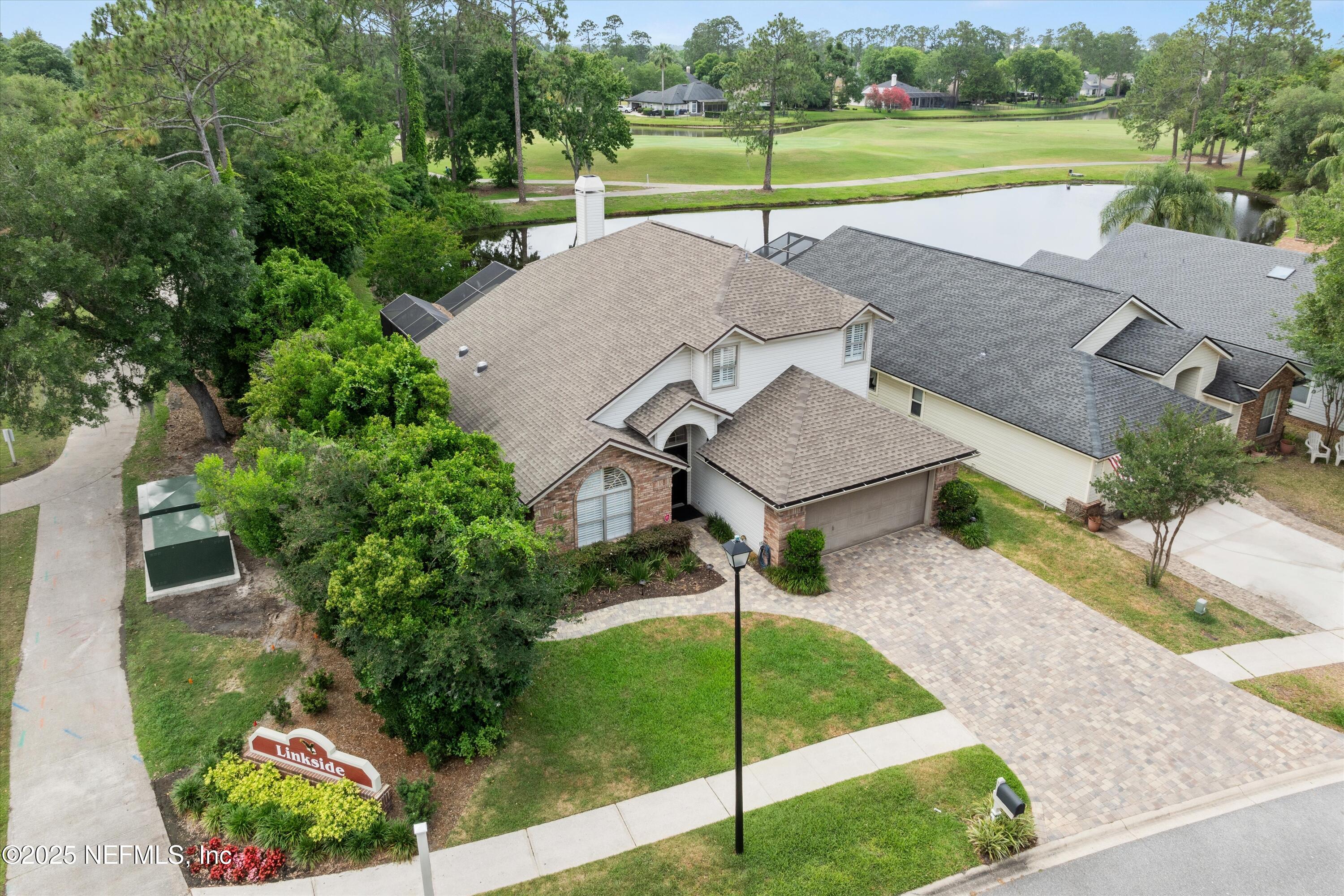 1576 LINKSIDE Drive