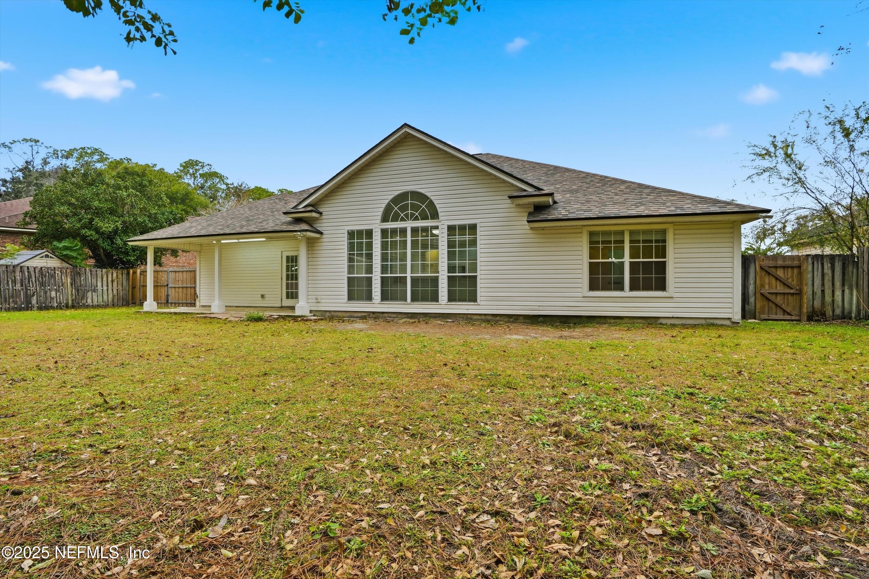 2810 SWEETHOLLY Drive