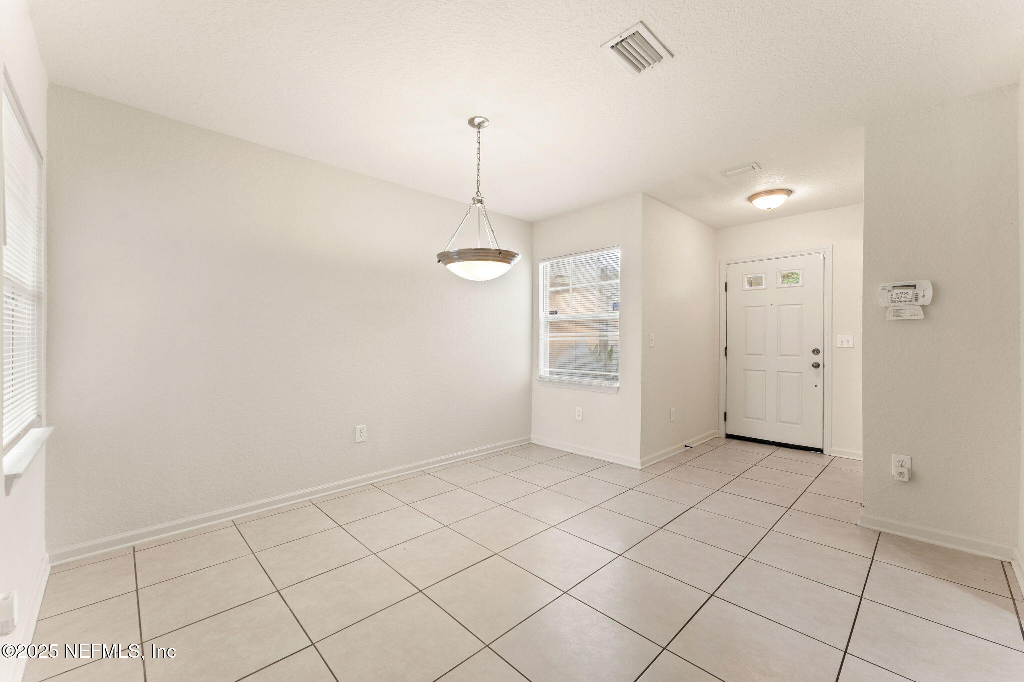 8550 ARGYLE BUSINESS Loop 1602