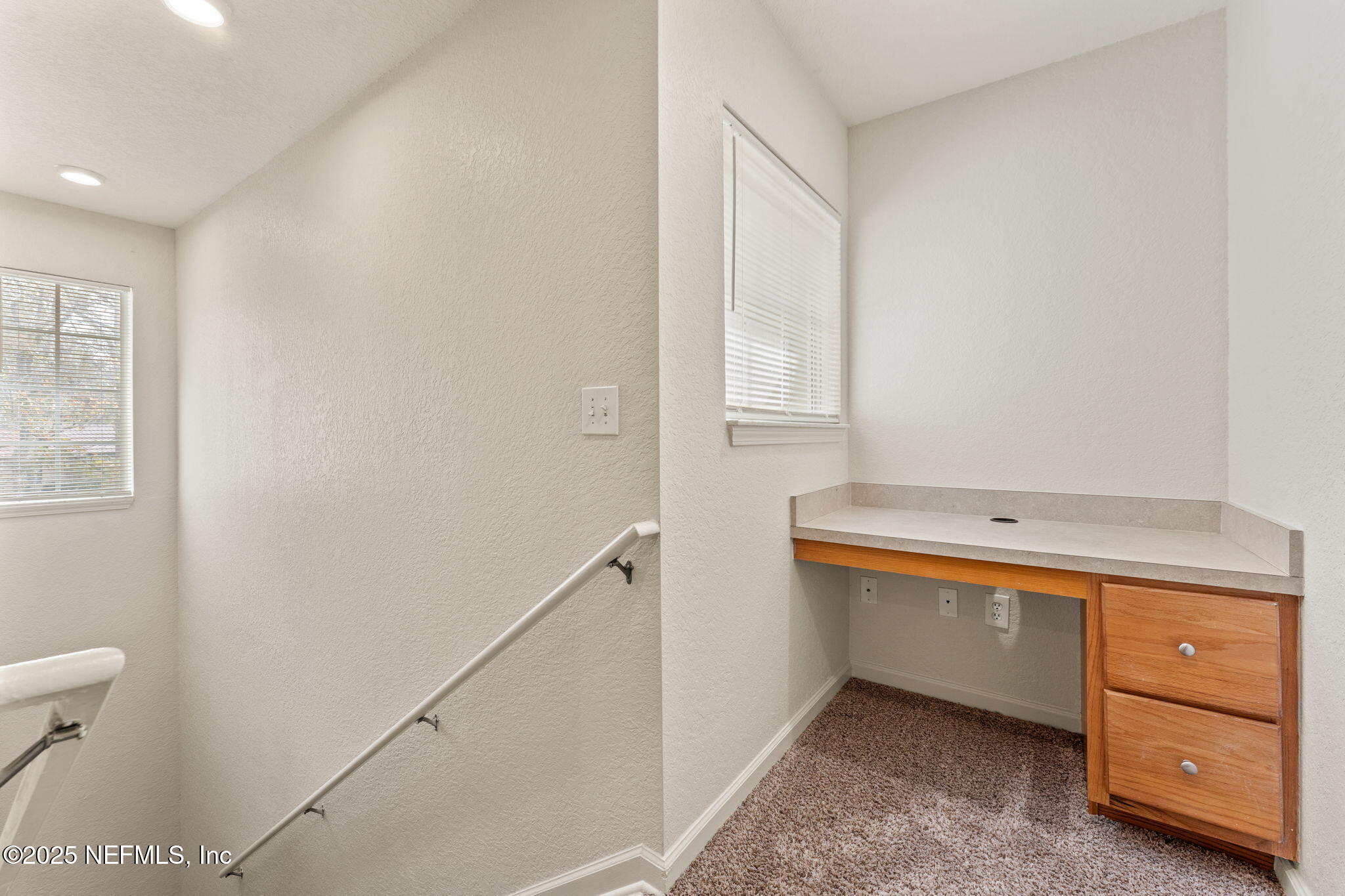 8550 ARGYLE BUSINESS Loop 1602