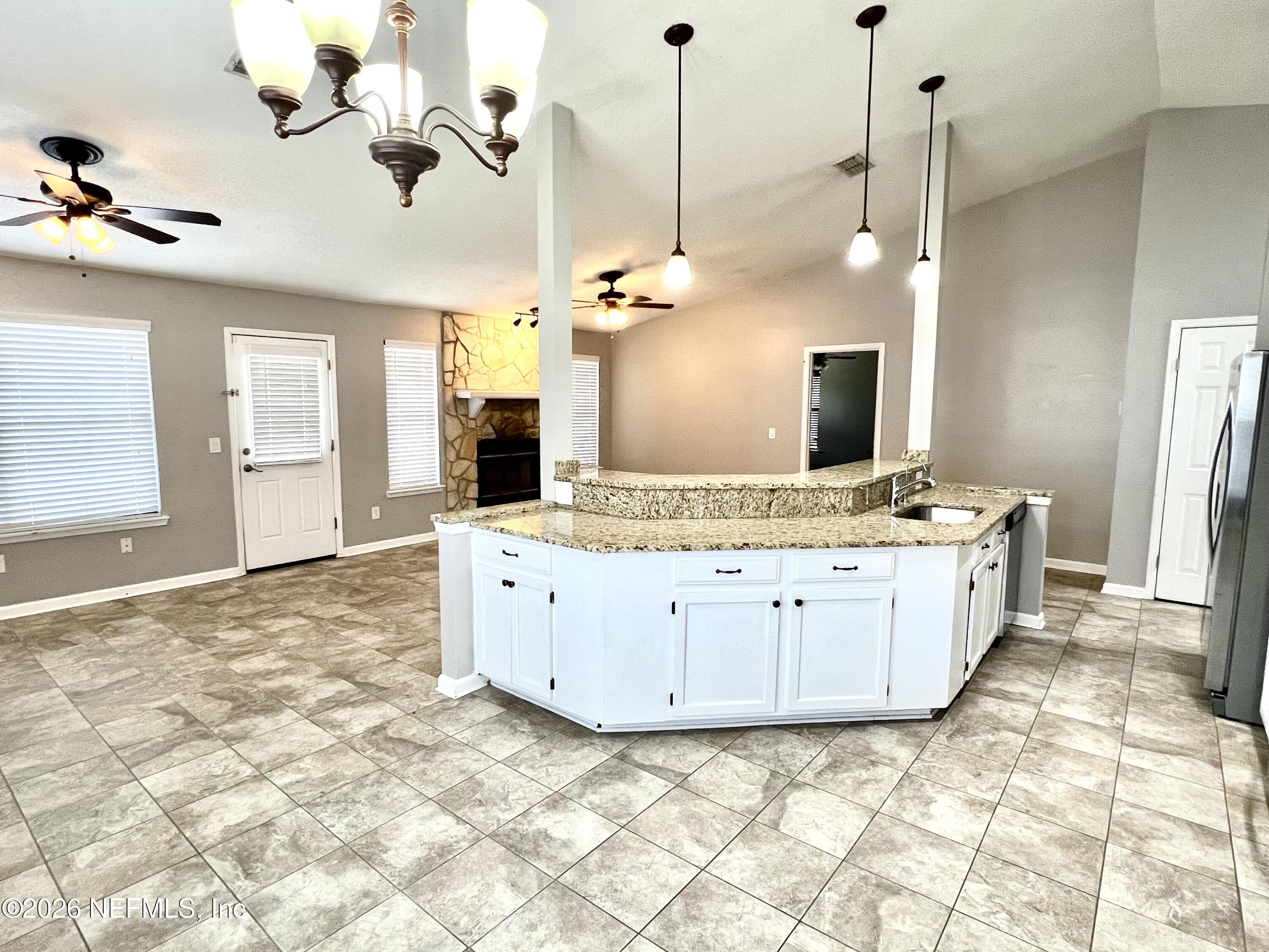 7820 COLLINS RIDGE Boulevard E