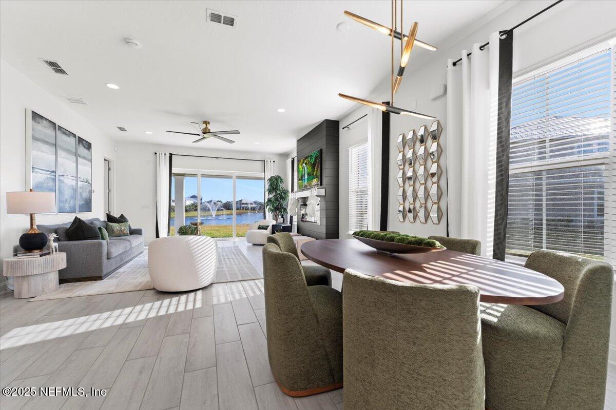 492 RUM RUNNER Way, St. Johns