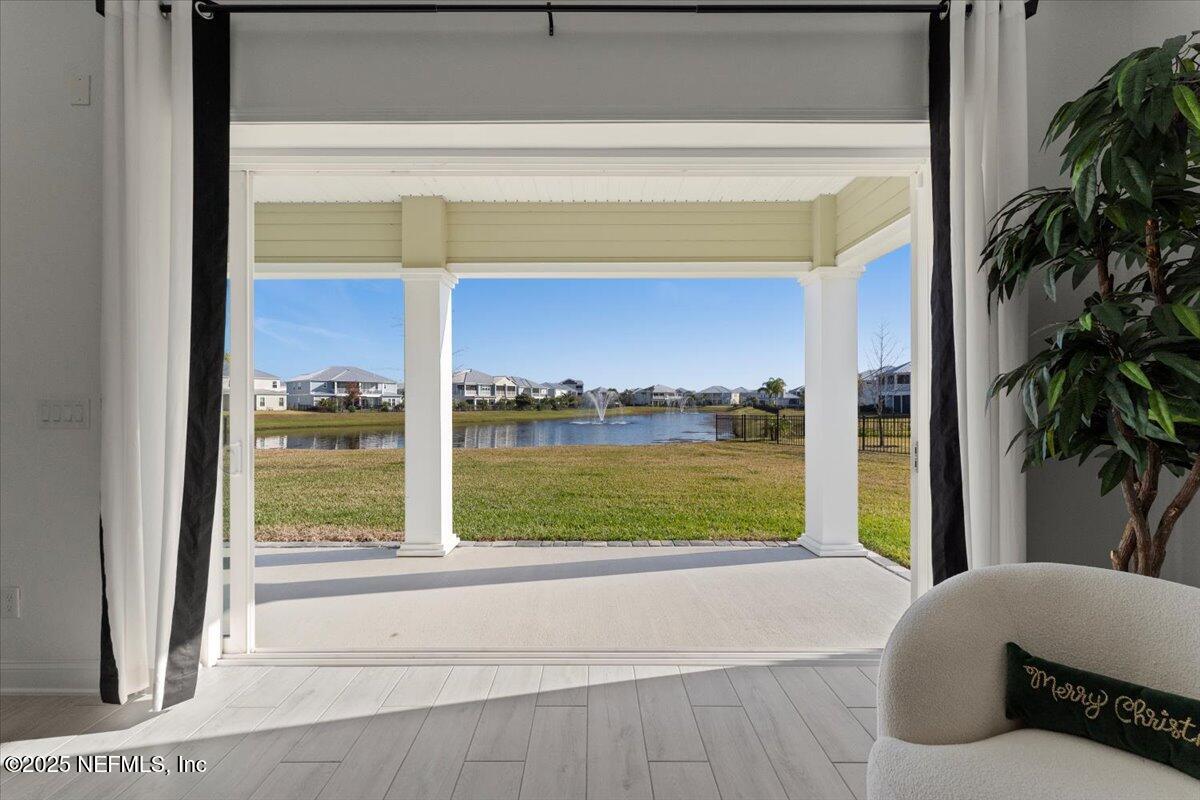 492 RUM RUNNER Way, St. Johns