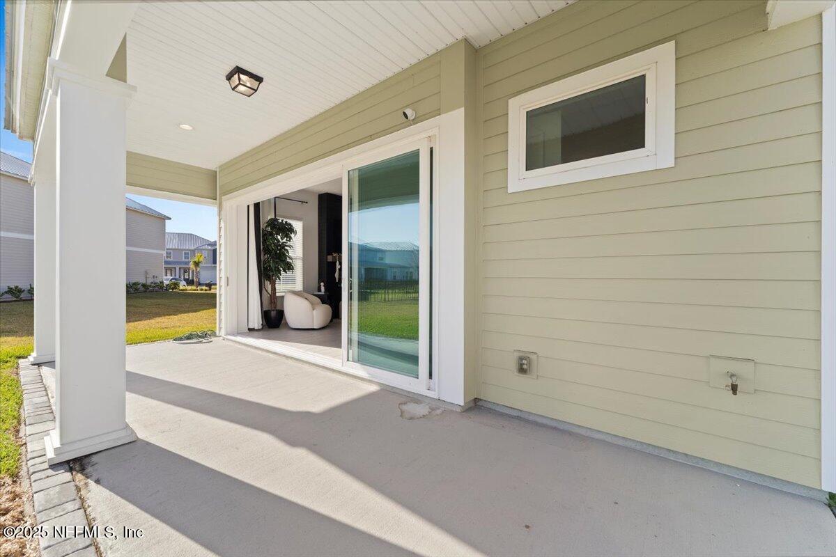 492 RUM RUNNER Way, St. Johns