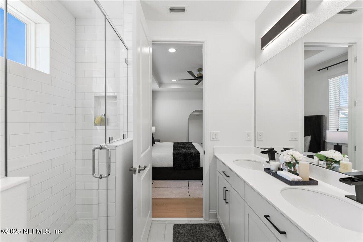 492 RUM RUNNER Way, St. Johns