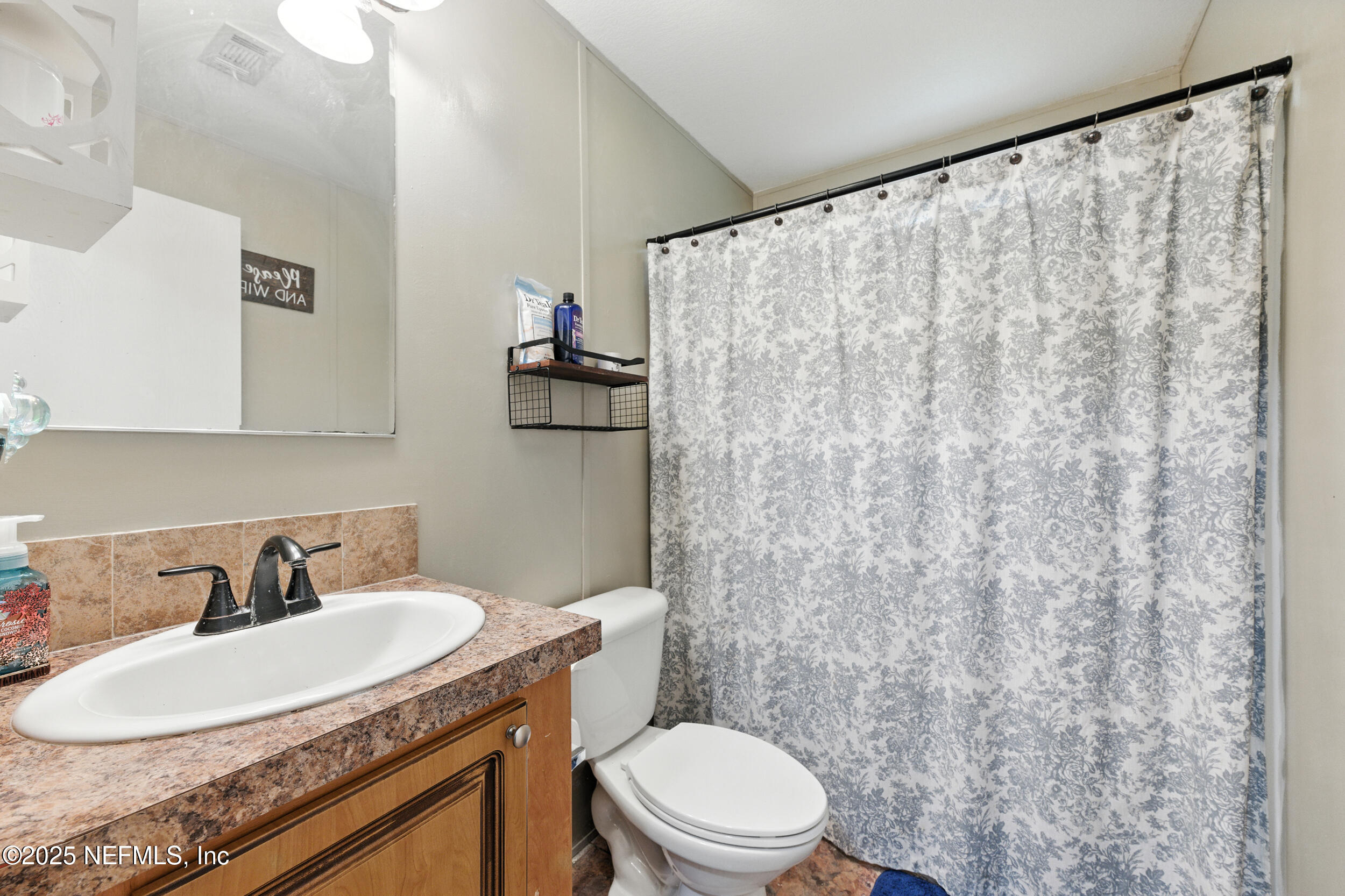 44586 MAPLEWOOD Court