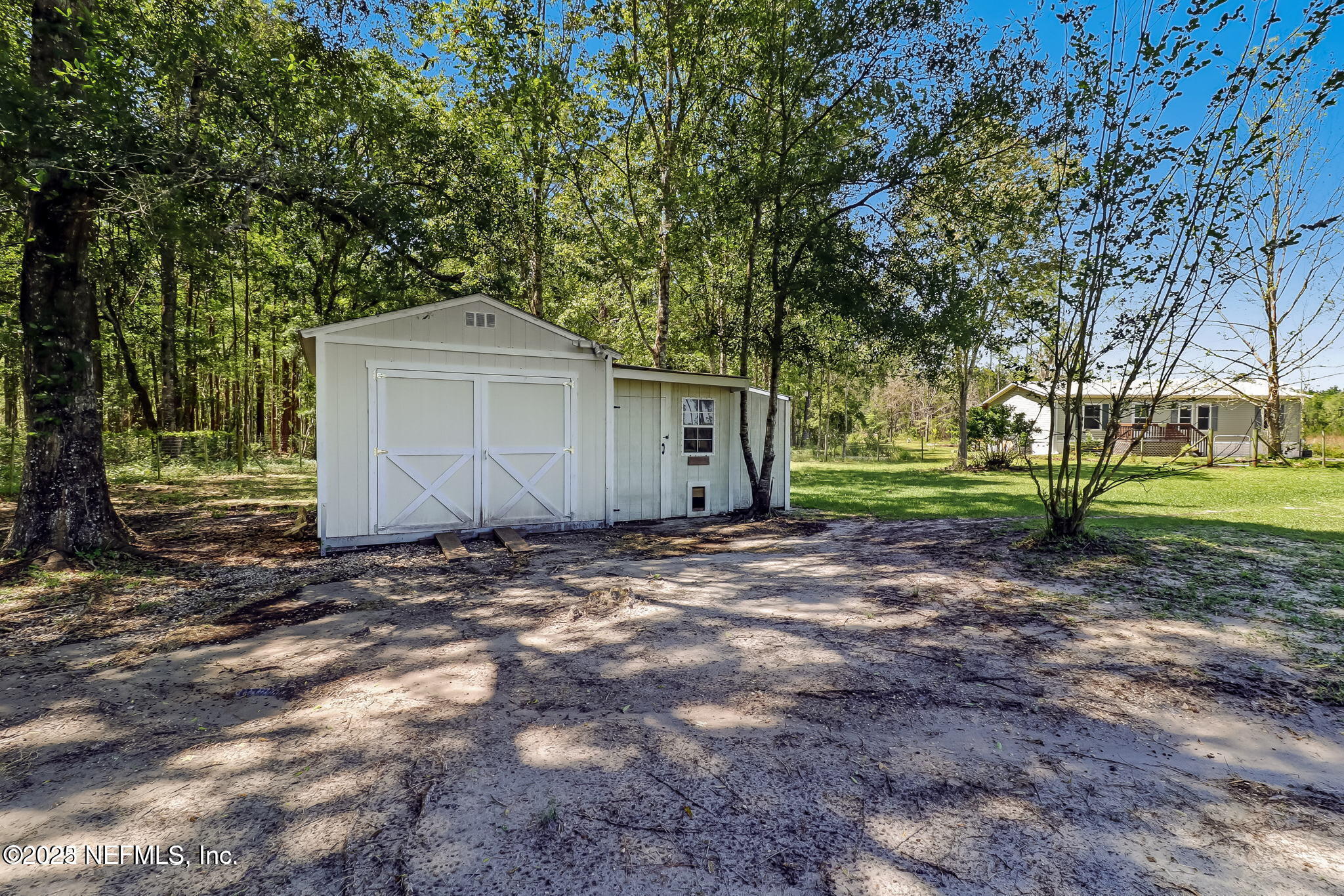 44586 MAPLEWOOD Court