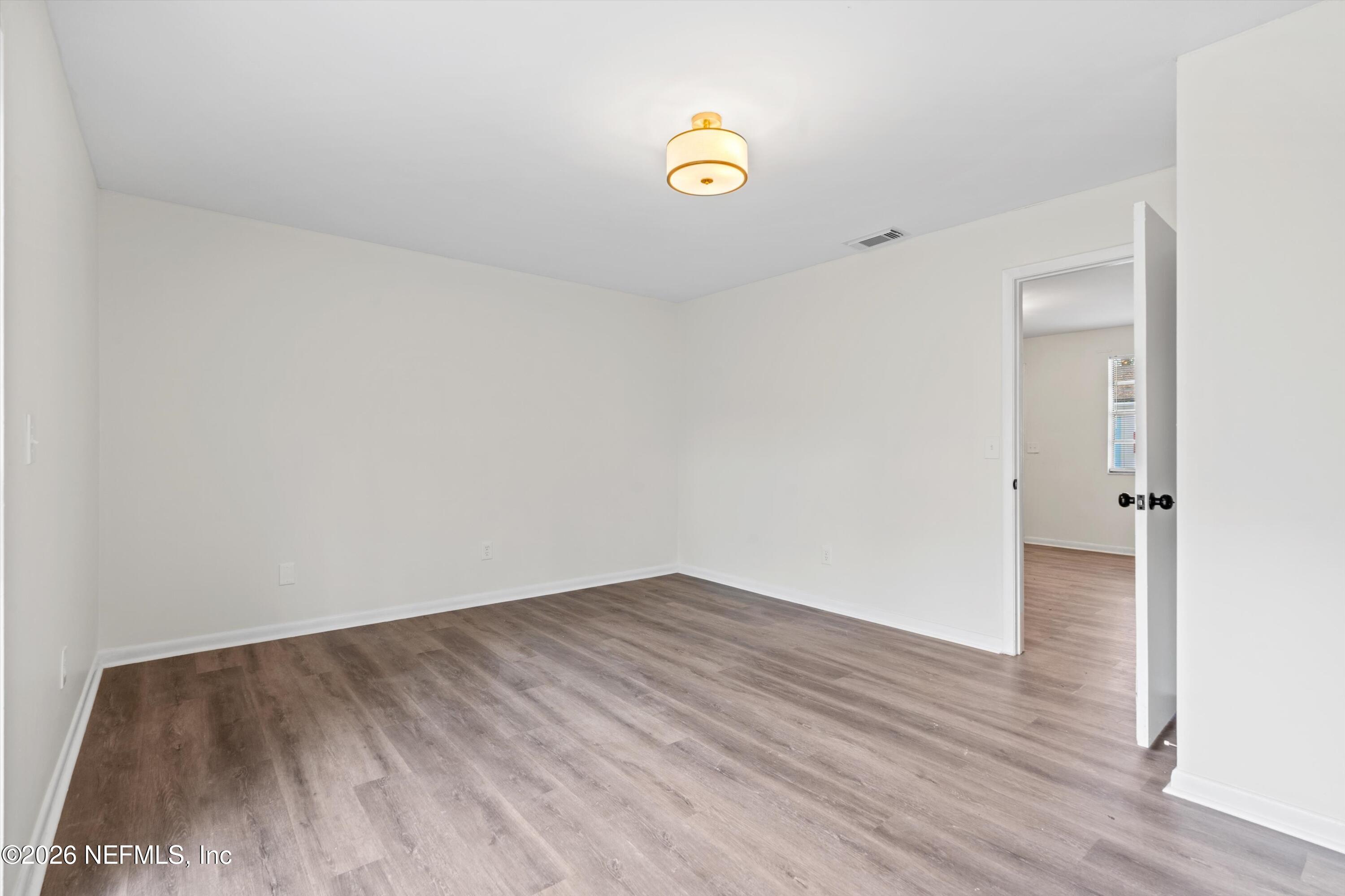 3329 MAYFLOWER Street 3329