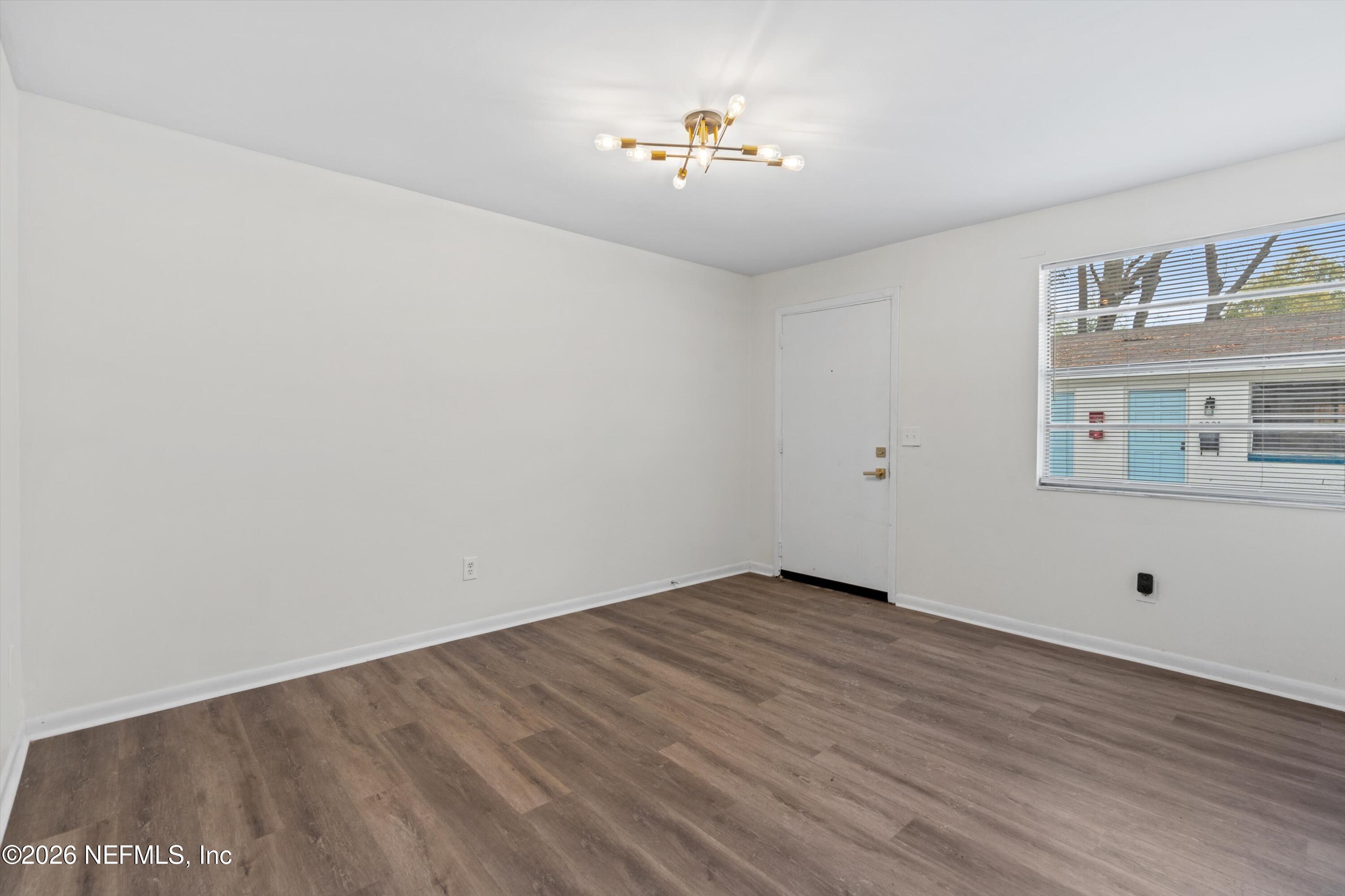 3329 MAYFLOWER Street 3329