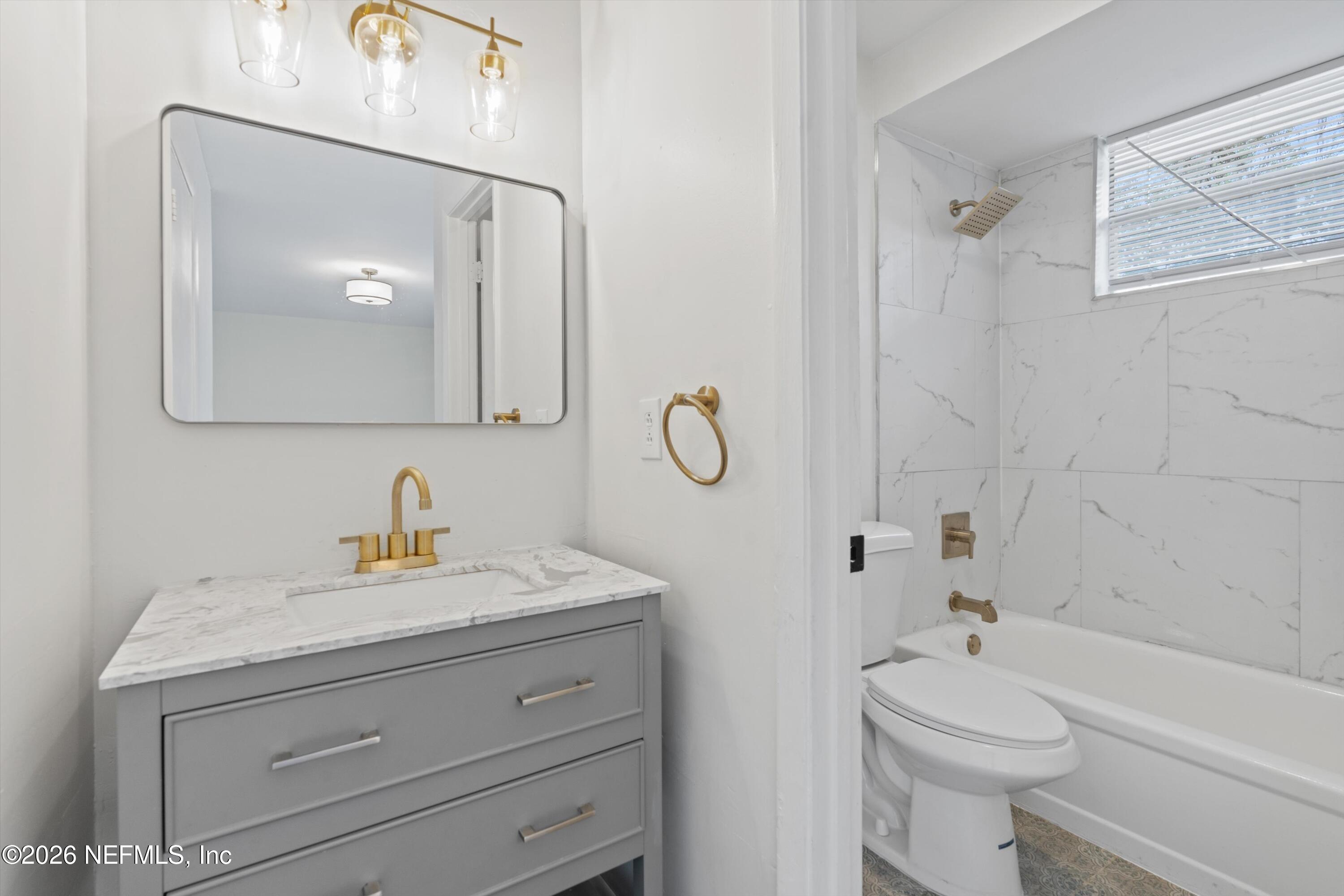 3329 MAYFLOWER Street 3329