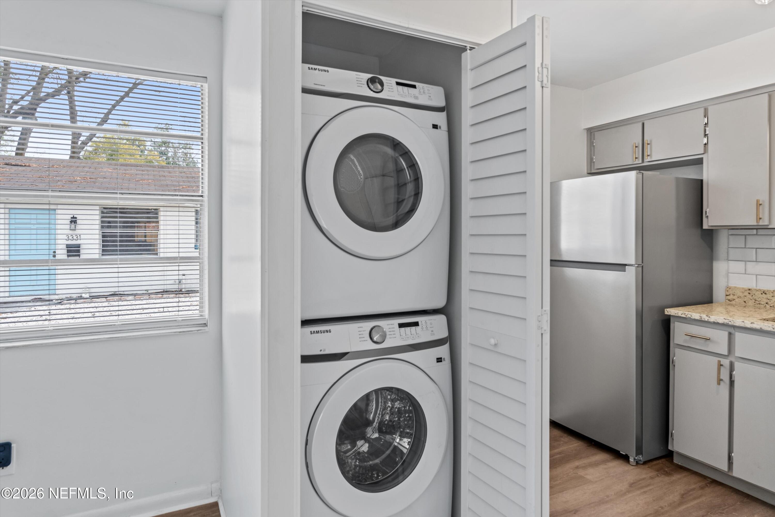 3329 MAYFLOWER Street 3329