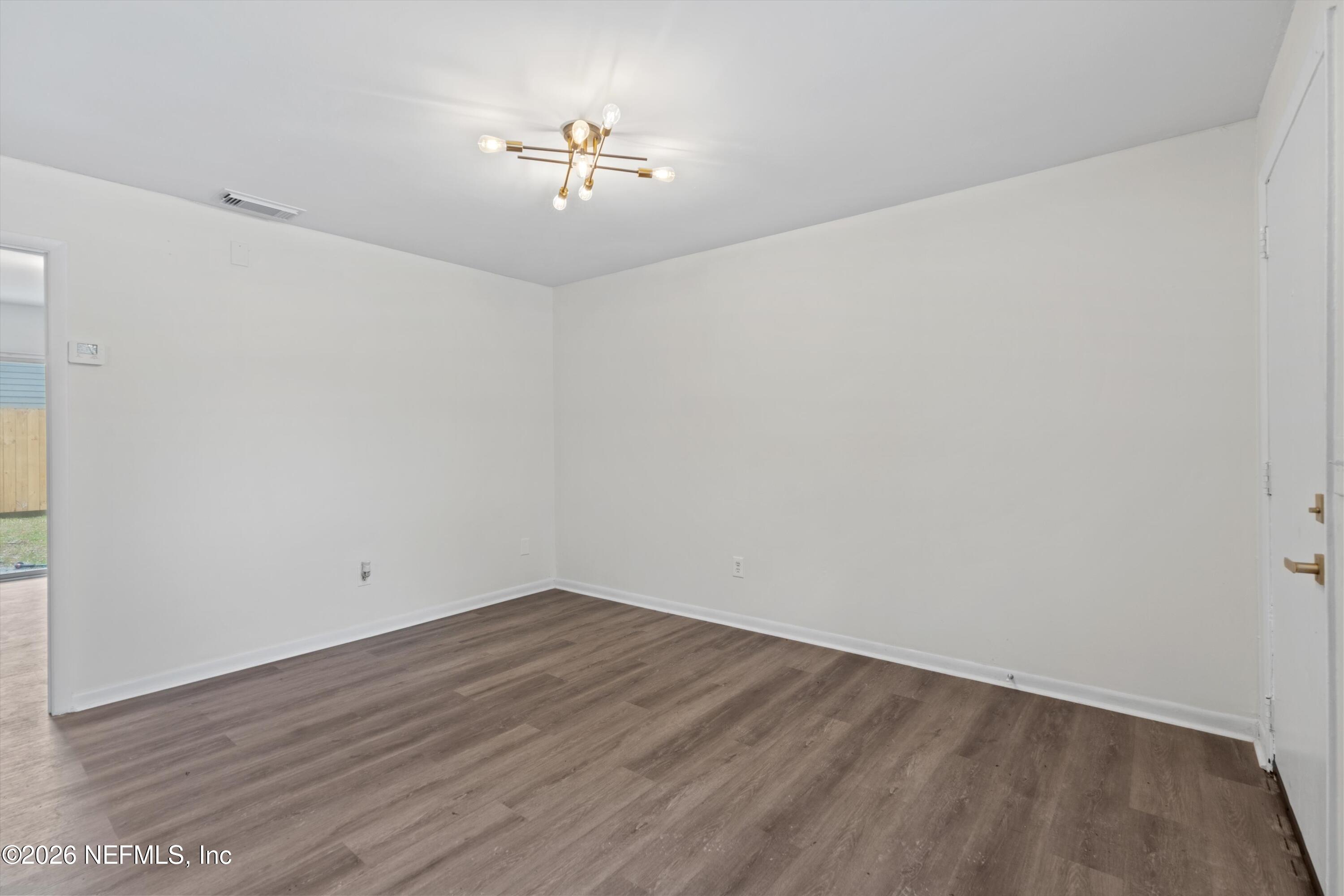 3329 MAYFLOWER Street 3329