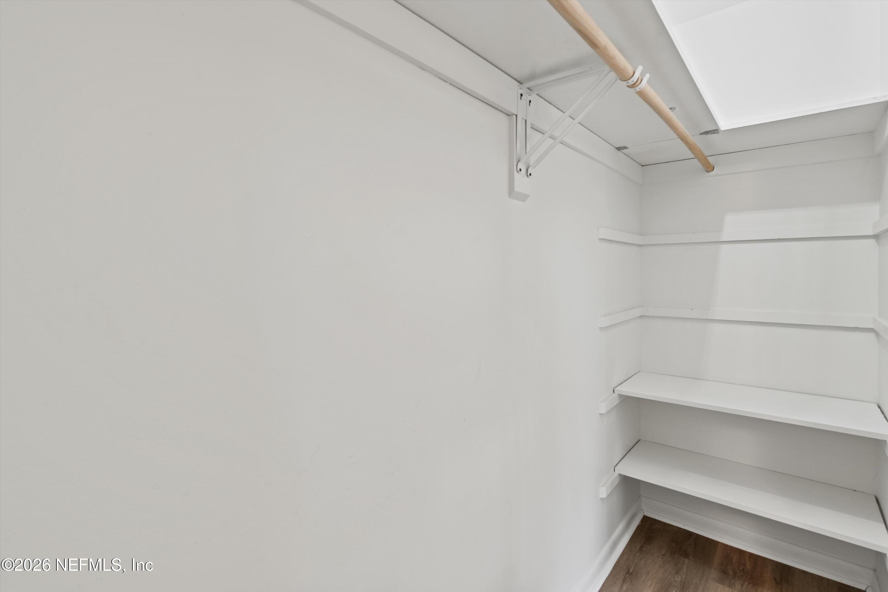 3329 MAYFLOWER Street 3329