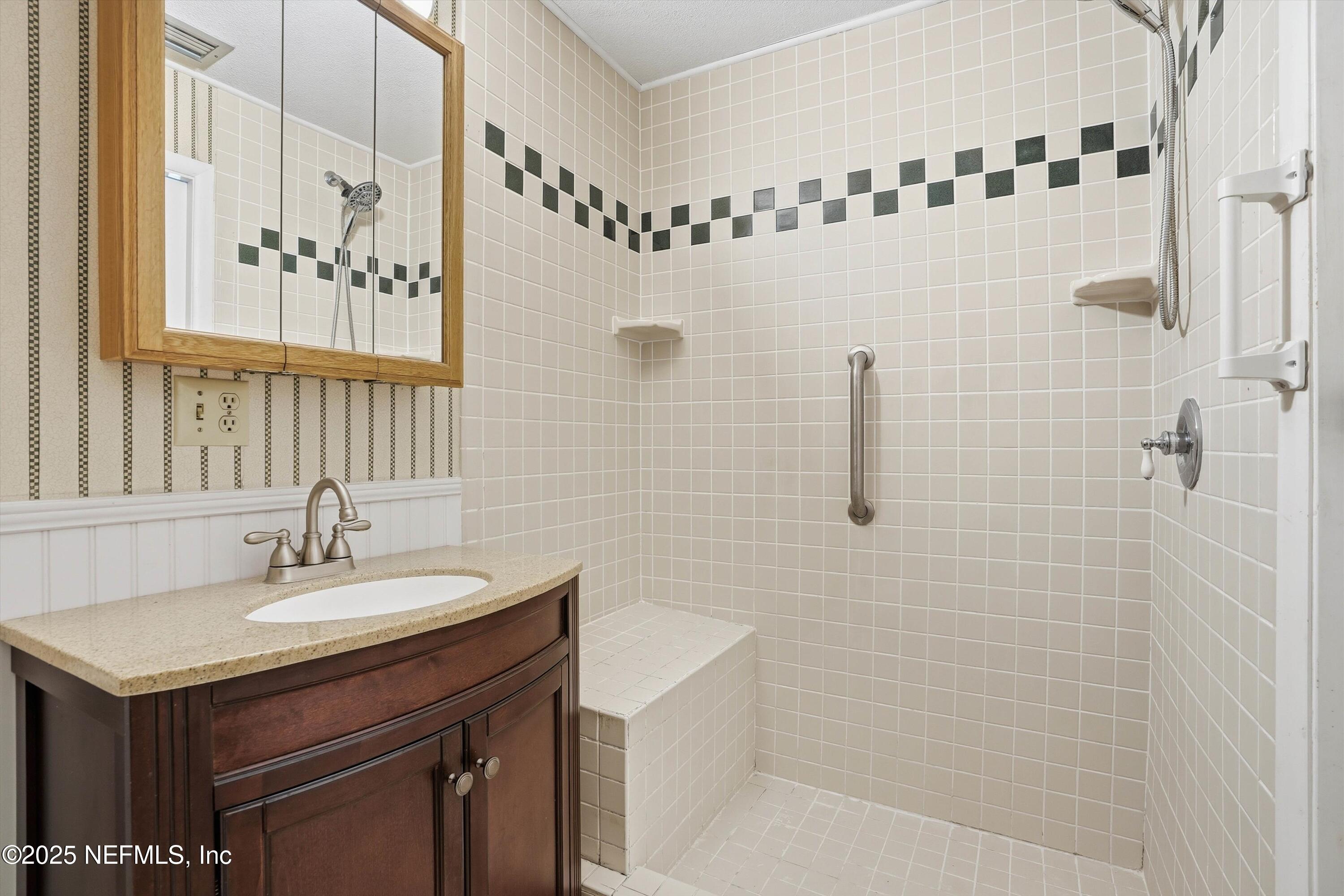 472 CEDAR CREEK Road