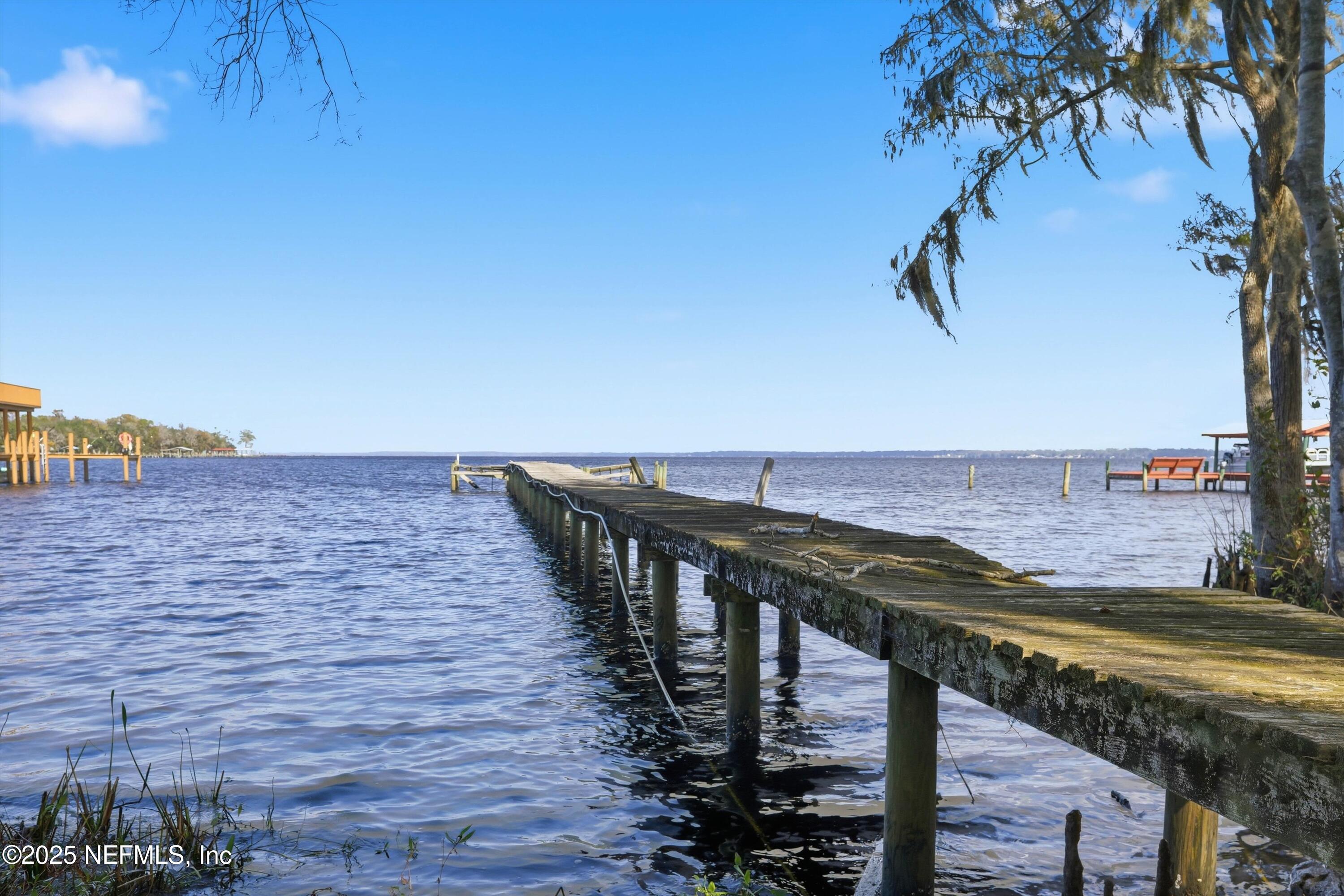 472 CEDAR CREEK Road