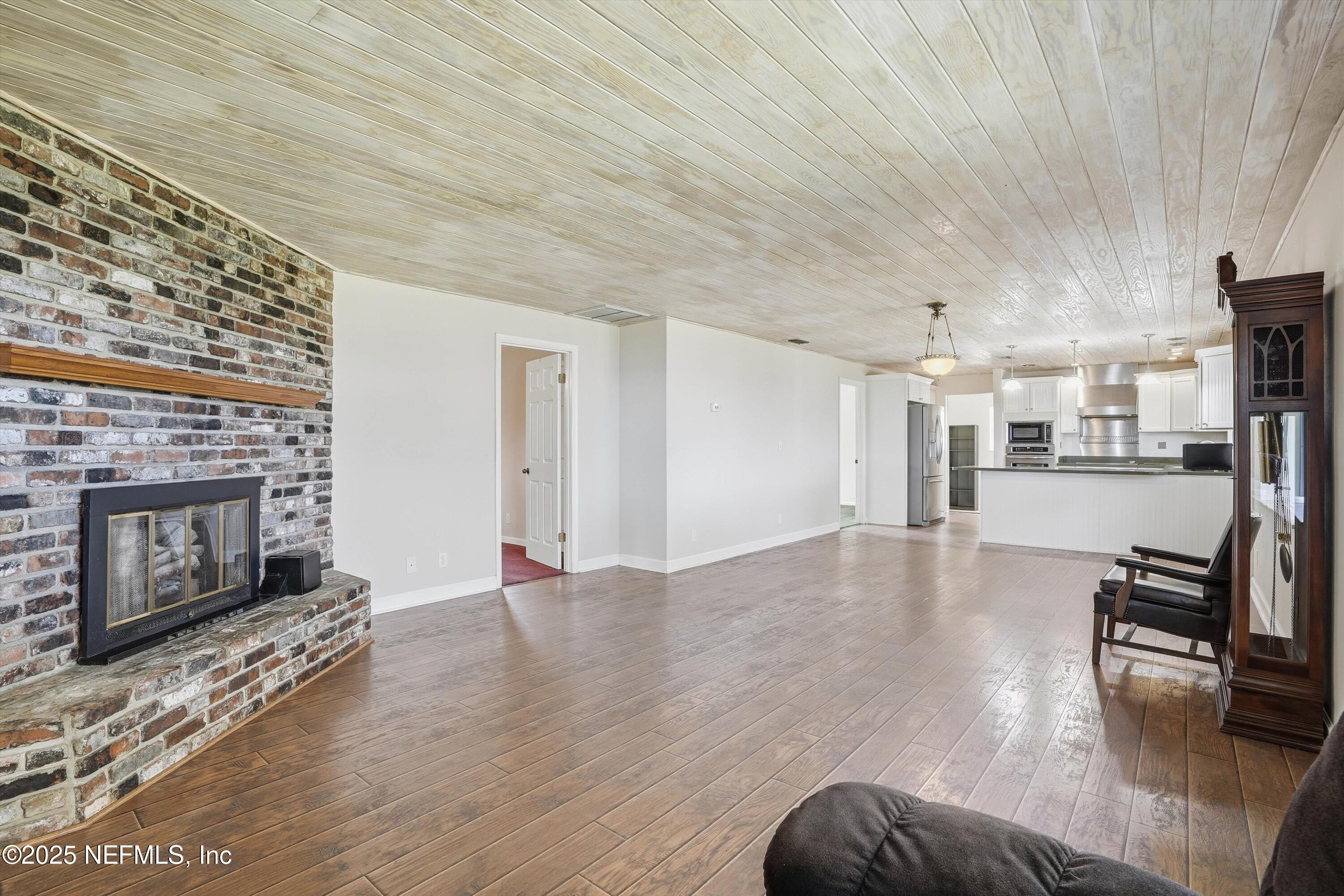 472 CEDAR CREEK Road