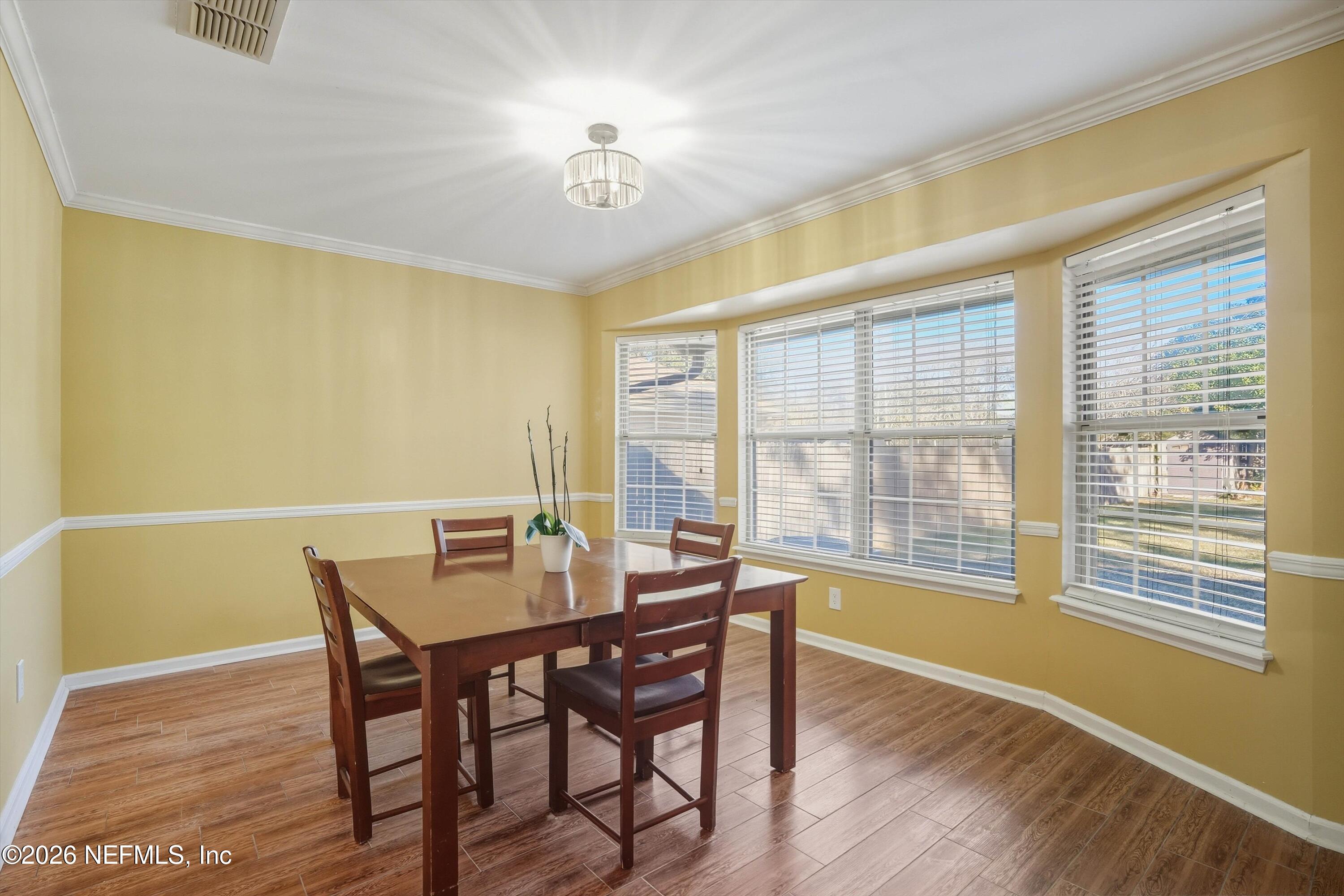 1537 CRABAPPLE COVE Court N