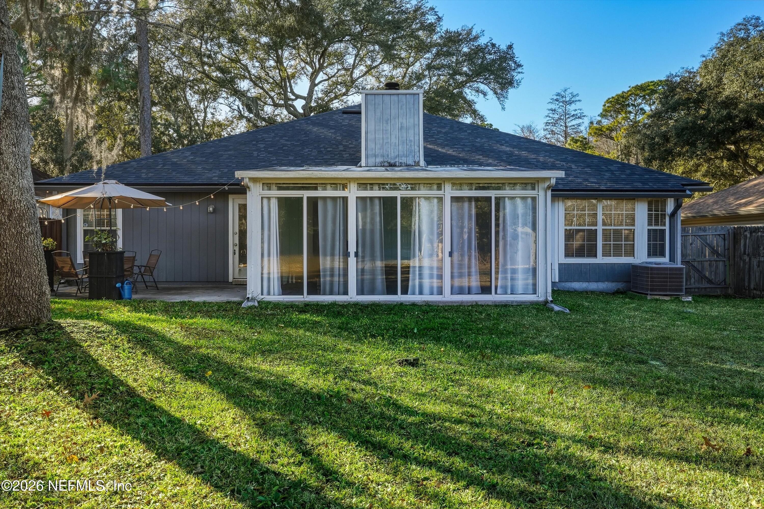 1537 CRABAPPLE COVE Court N