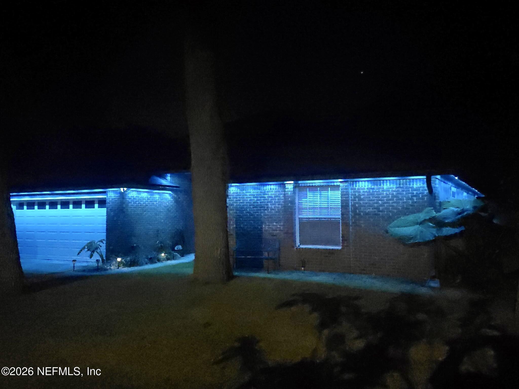 1537 CRABAPPLE COVE Court N