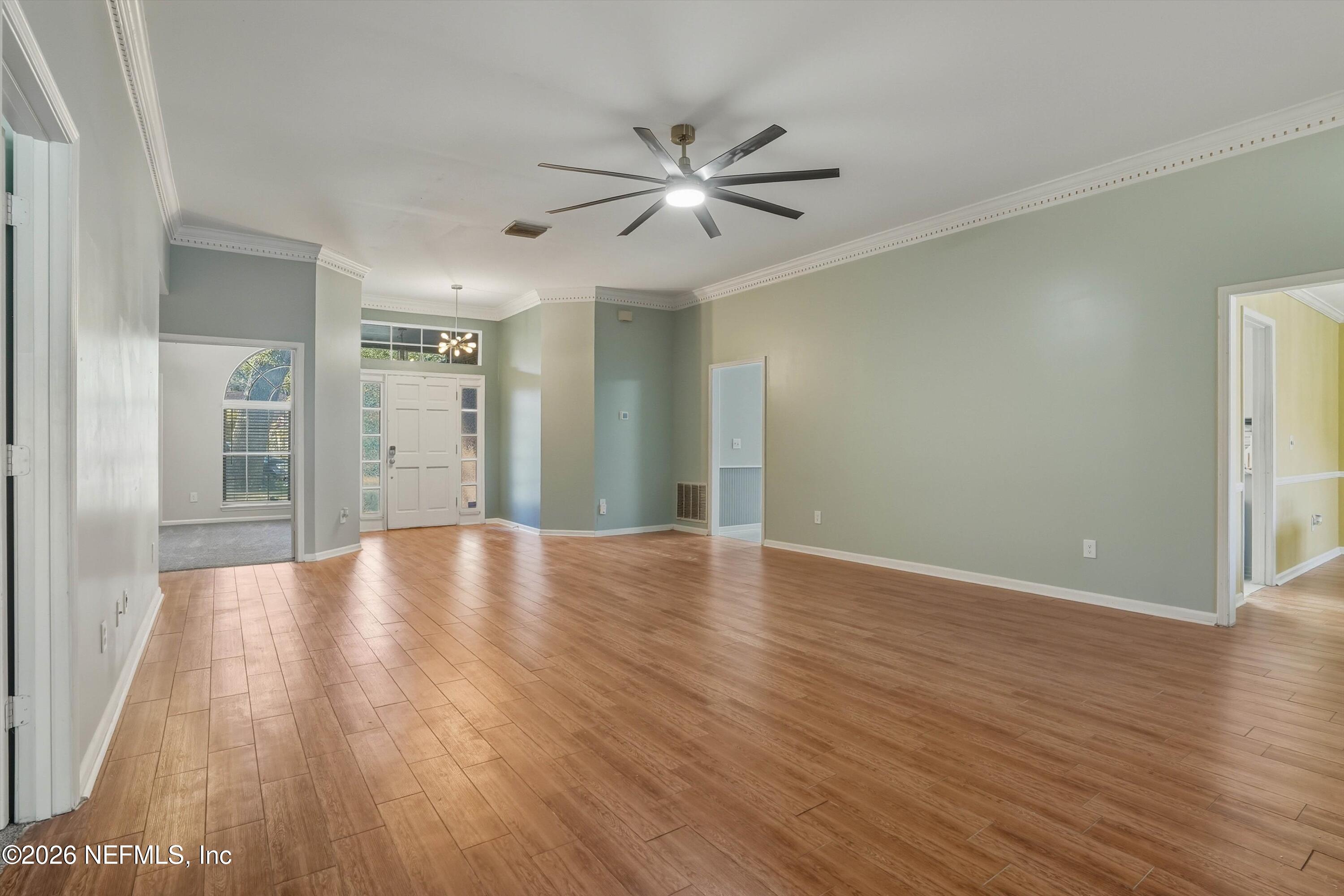 1537 CRABAPPLE COVE Court N