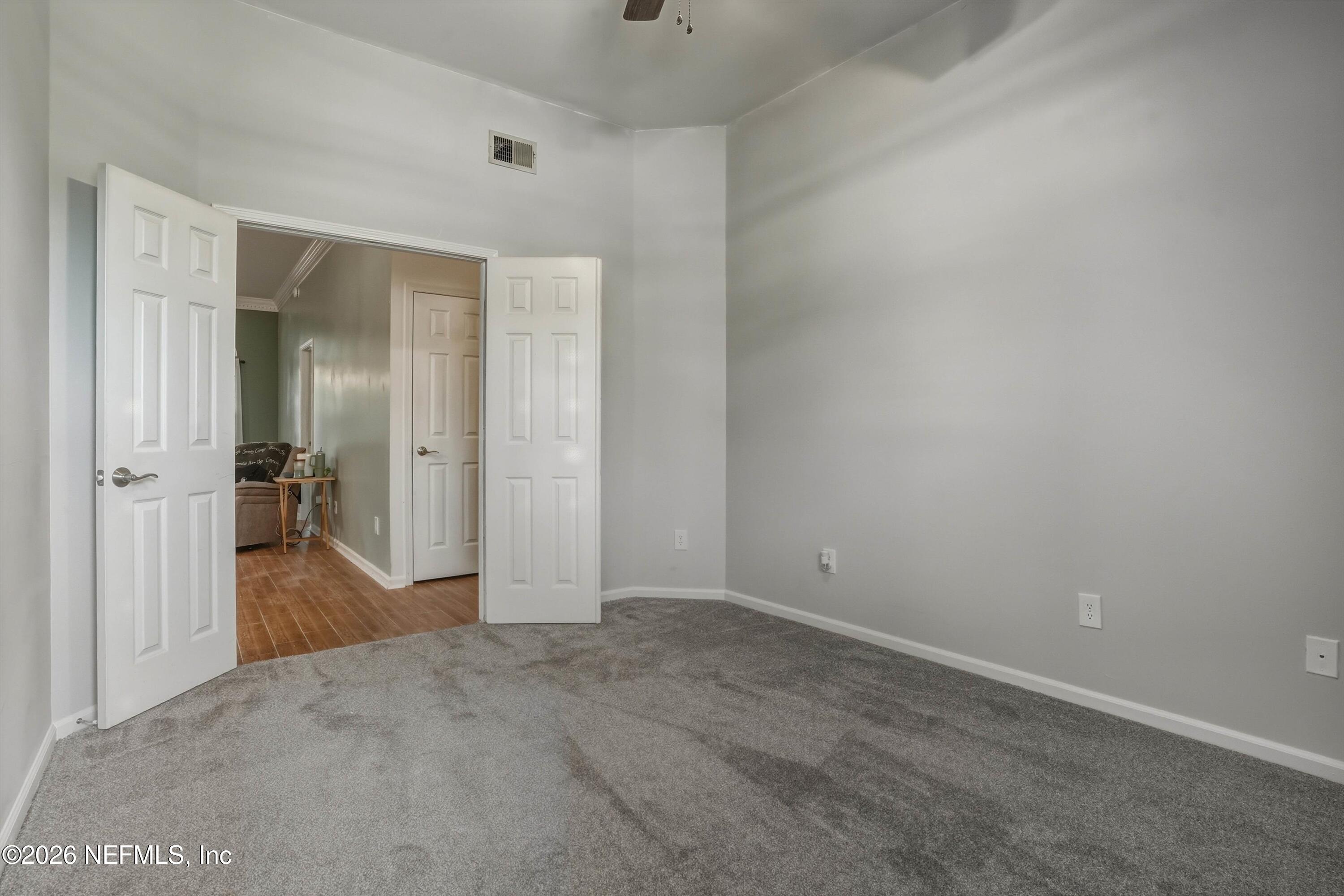 1537 CRABAPPLE COVE Court N