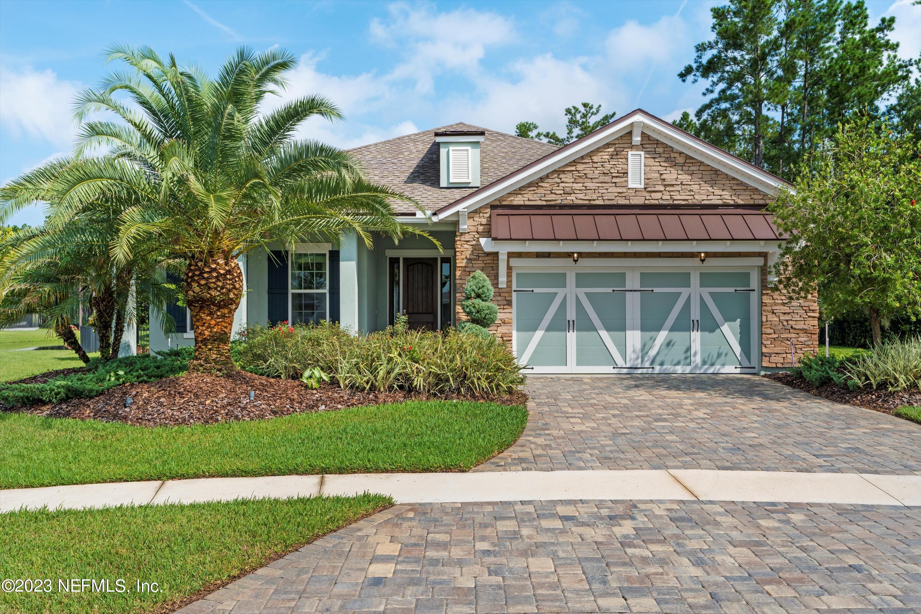 102 PINE BLOSSOM Trail, St. Johns