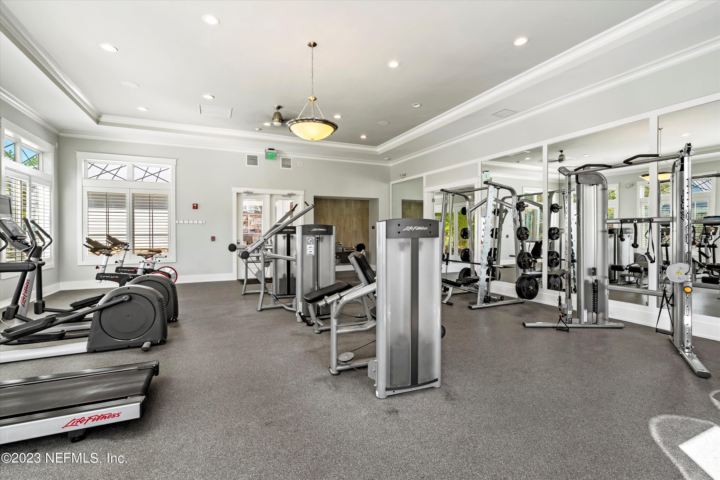 102 PINE BLOSSOM Trail, St. Johns