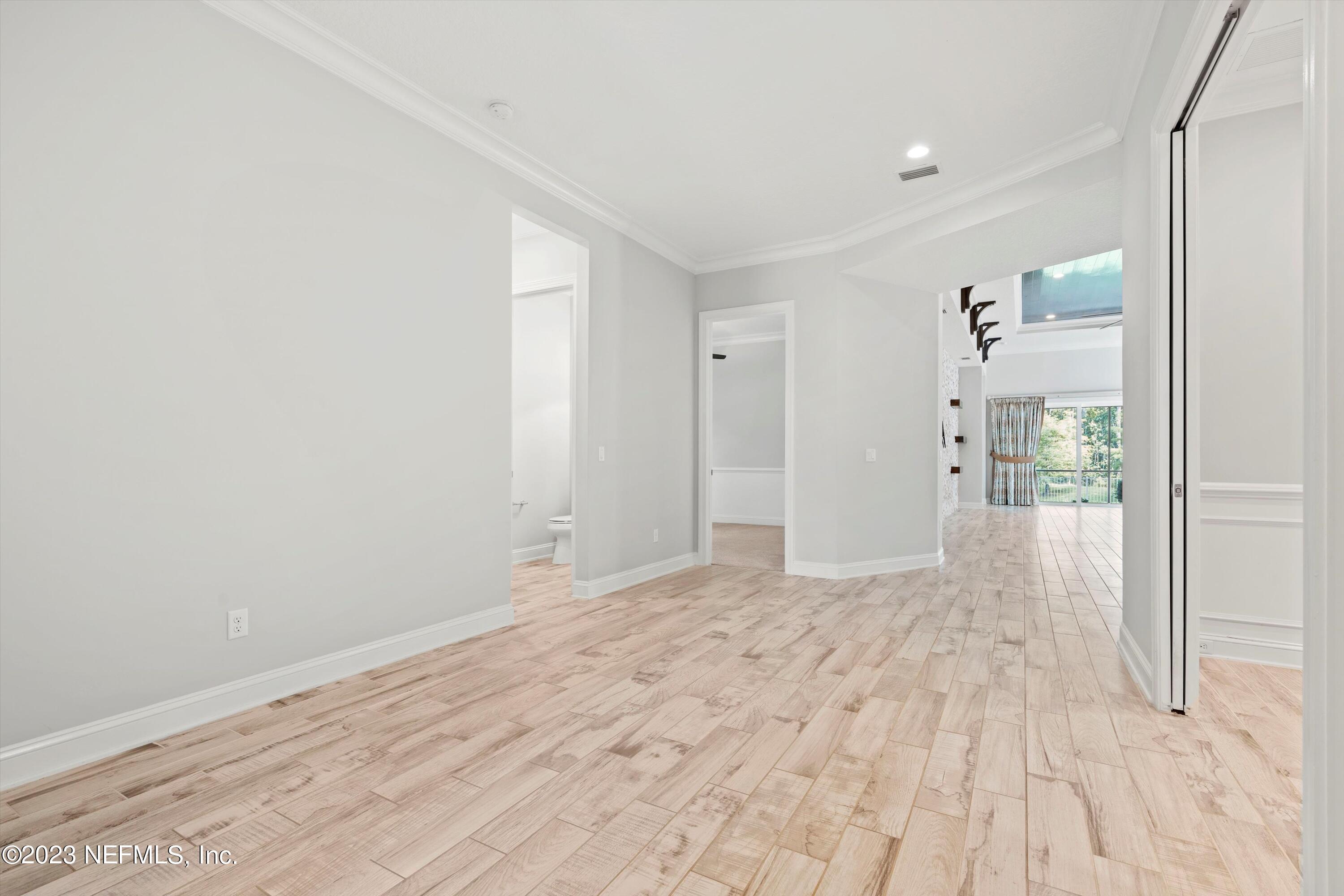 102 PINE BLOSSOM Trail, St. Johns