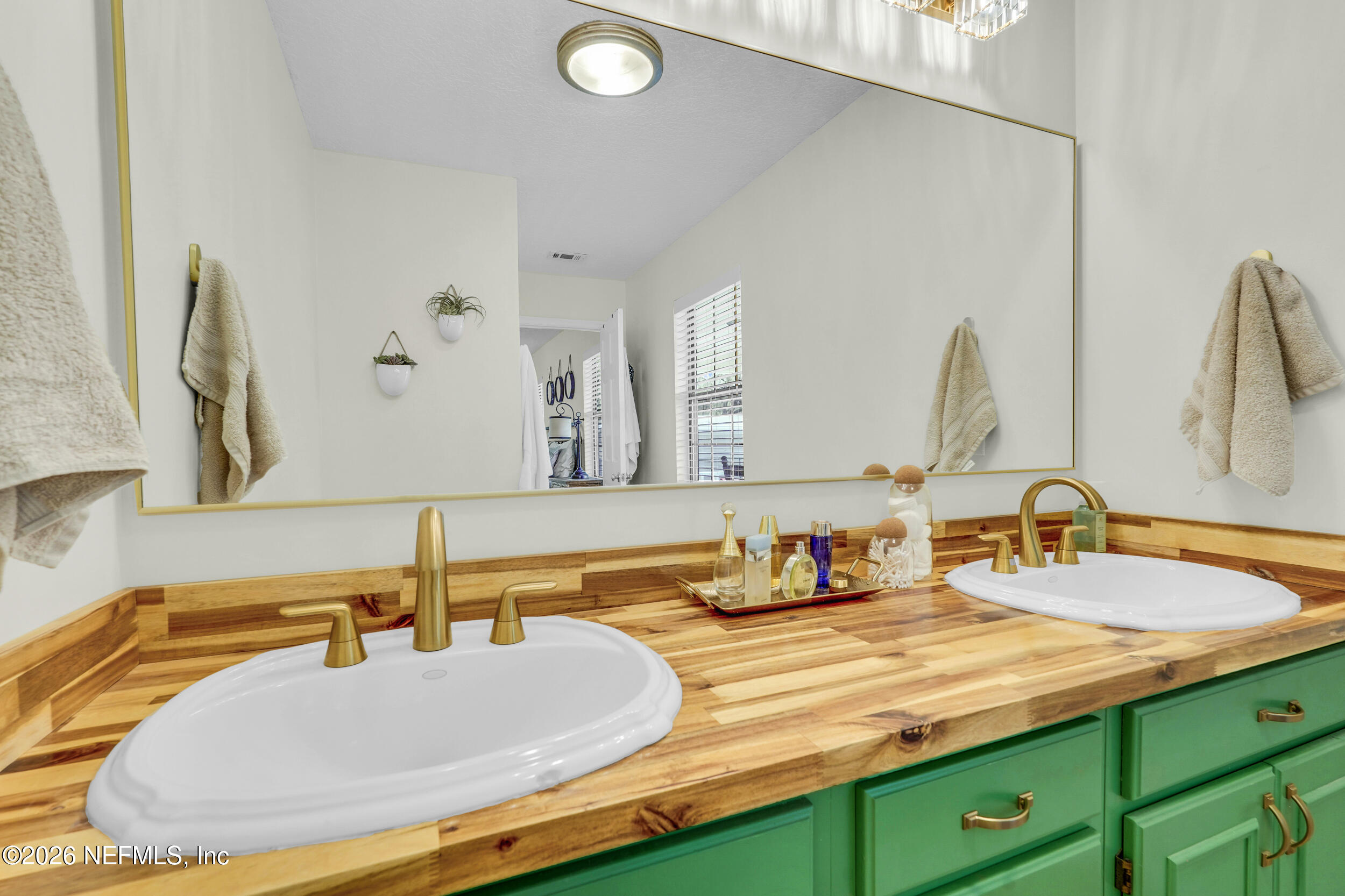 278 CAMP PINCKNEY Drive