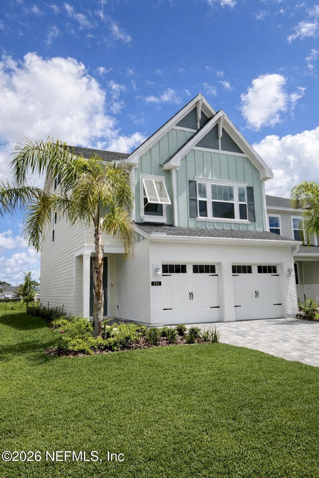 242 KILLARNEY Avenue, St. Johns