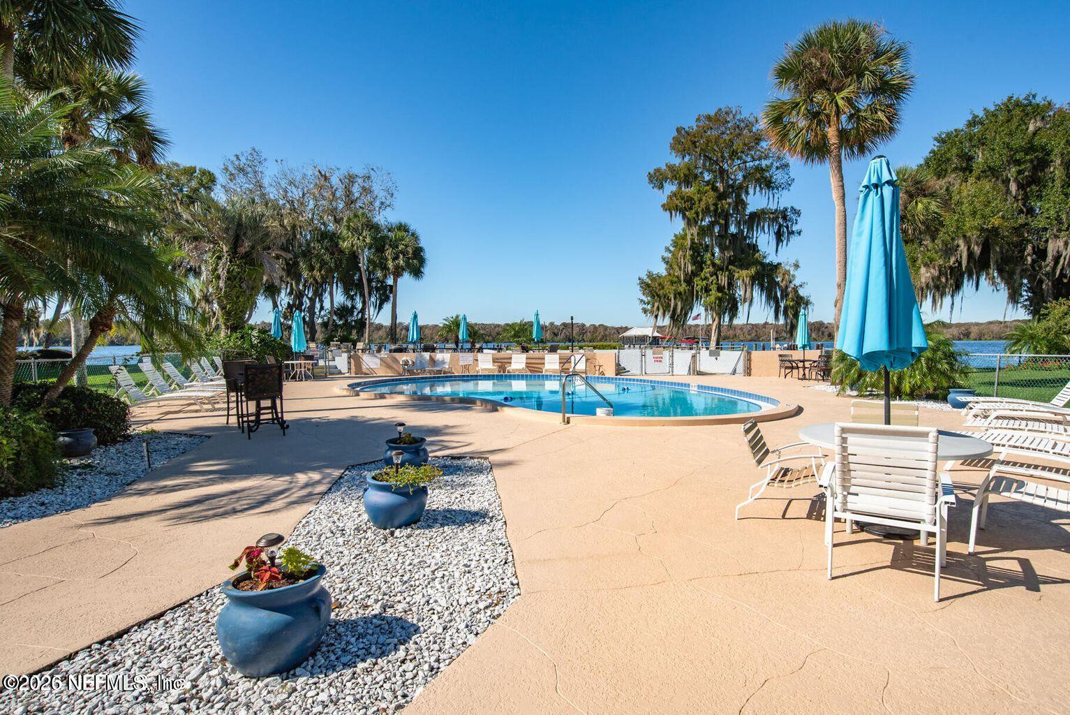 215 RIVER BEND Place C