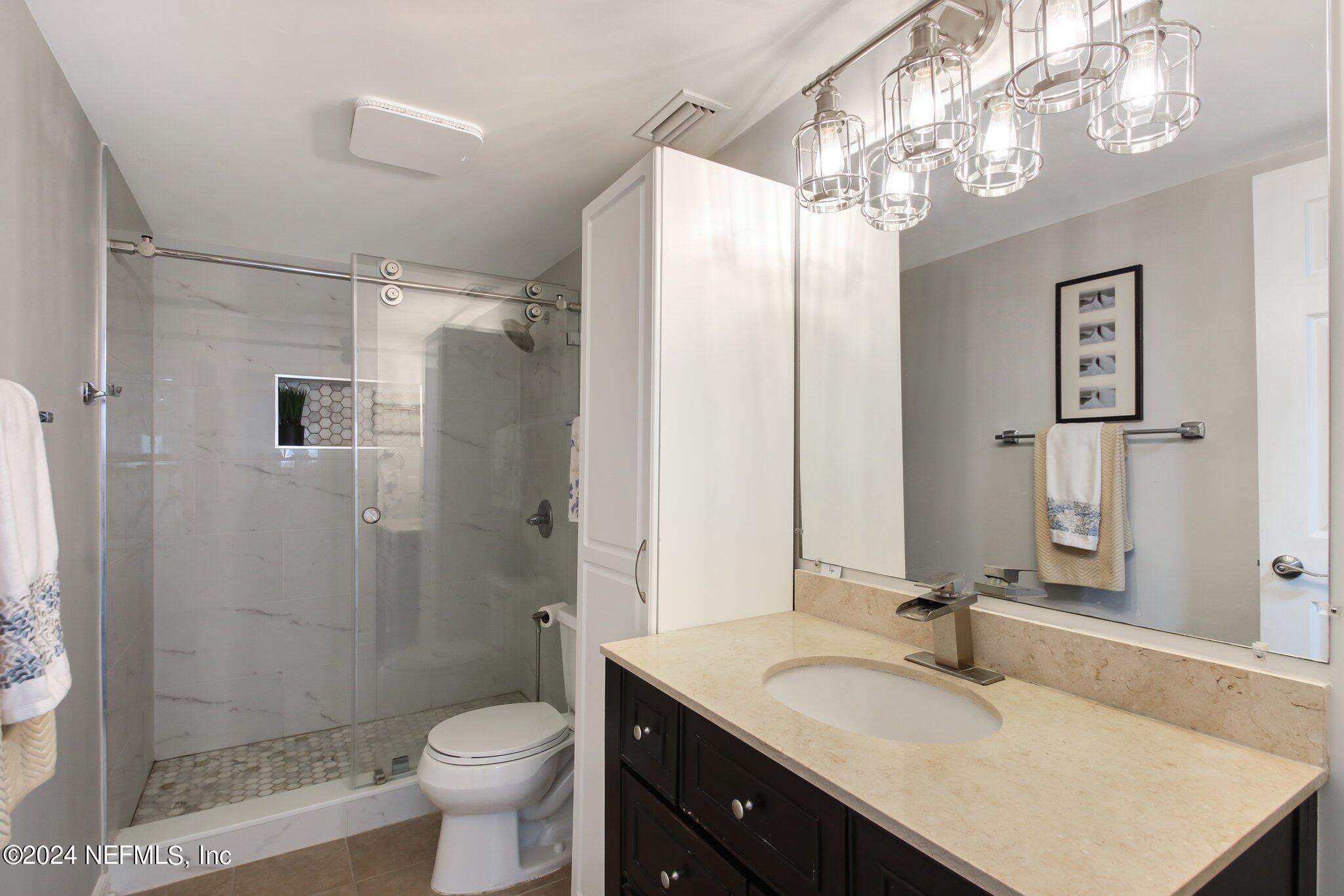 2912 ST JOHNS Avenue 24