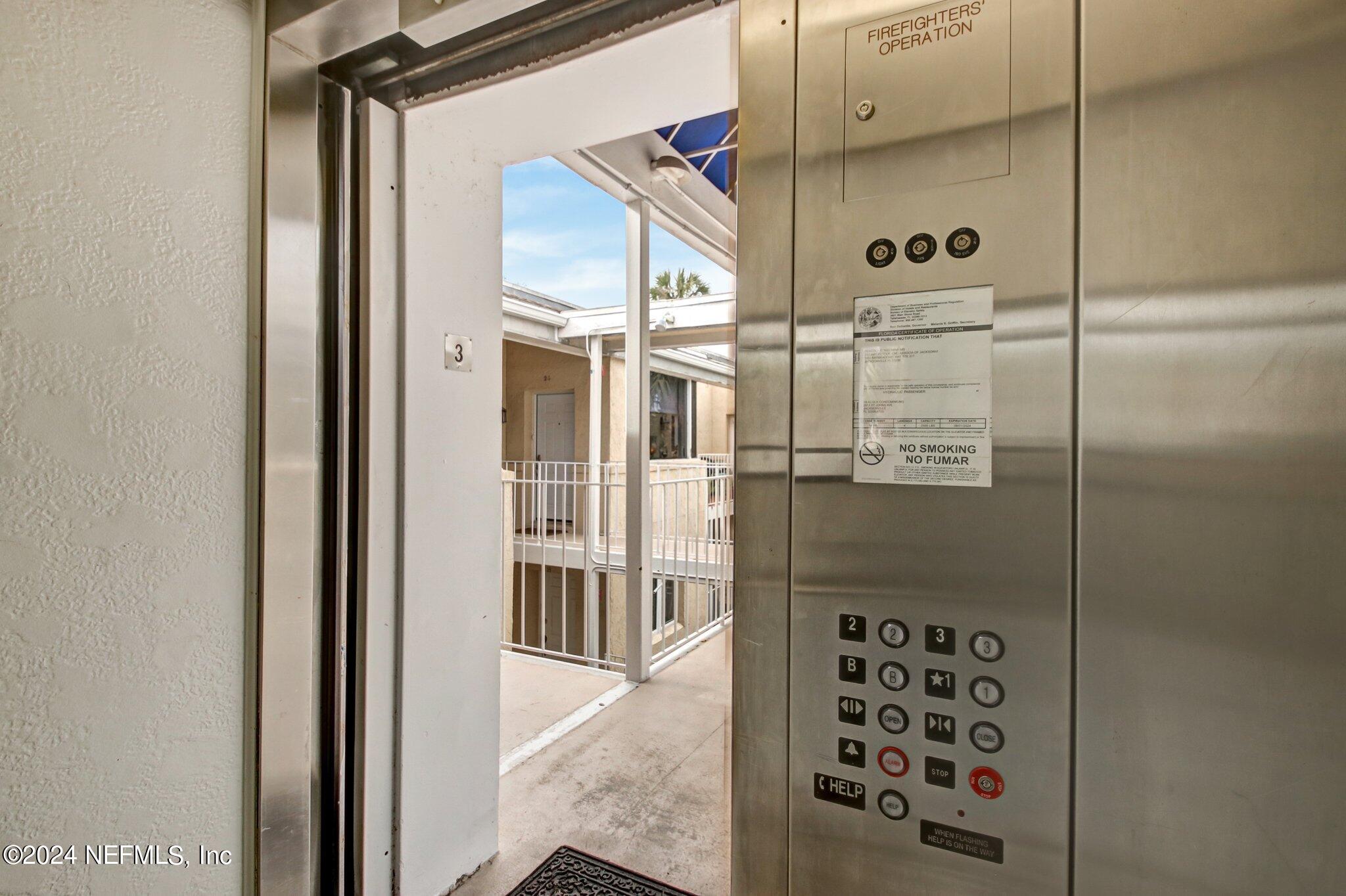 2912 ST JOHNS Avenue 24