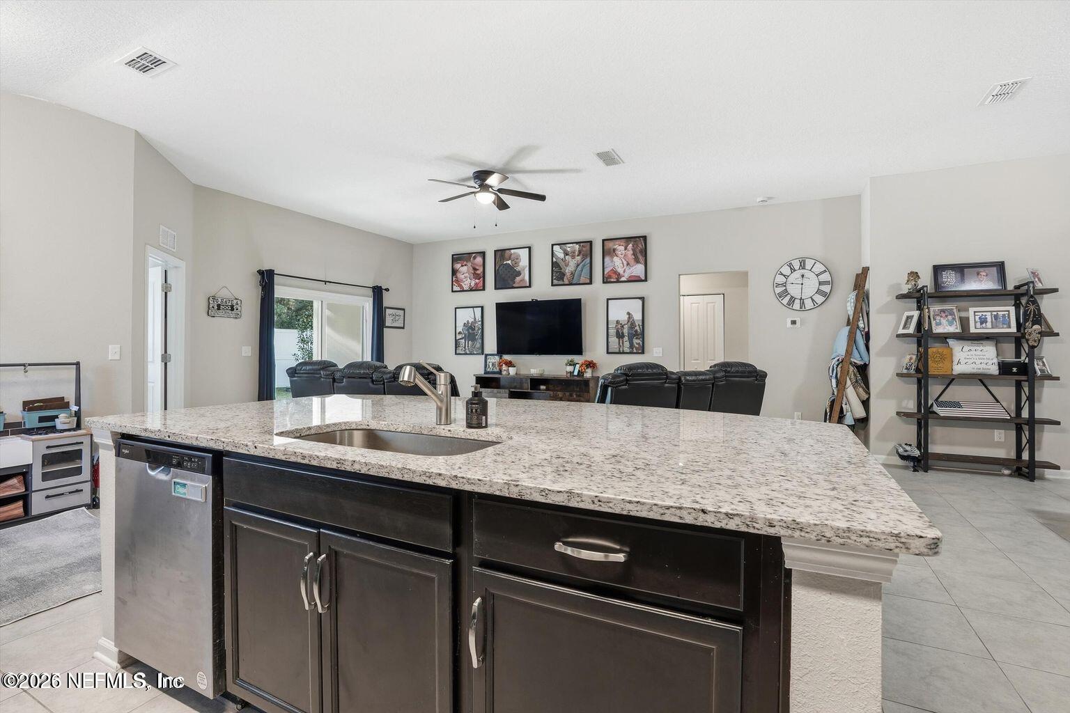 12581 CREEKSIDE MANOR Drive